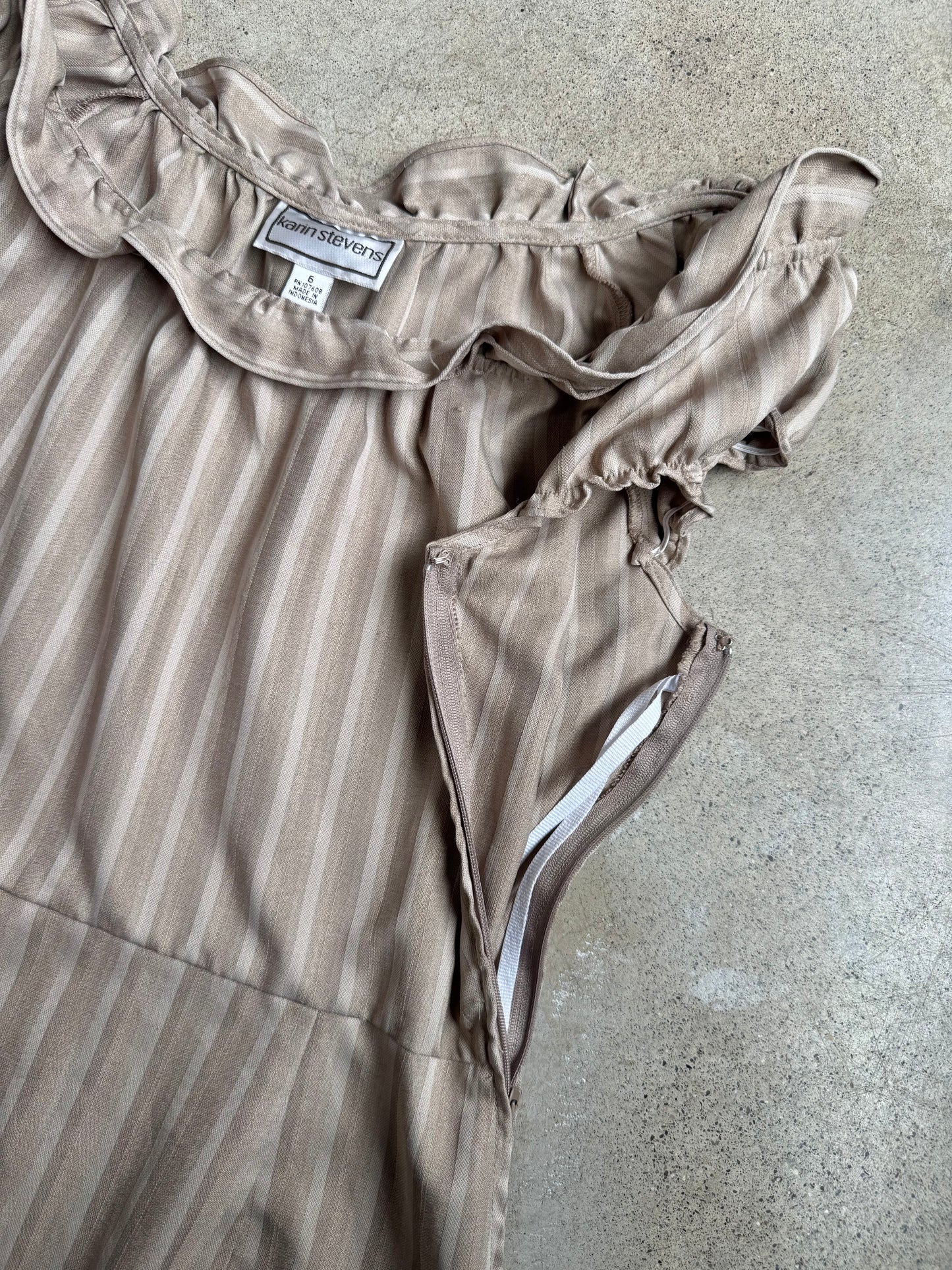 Karin Stevens Beige Stripe Ruffle Collar Dress | Small