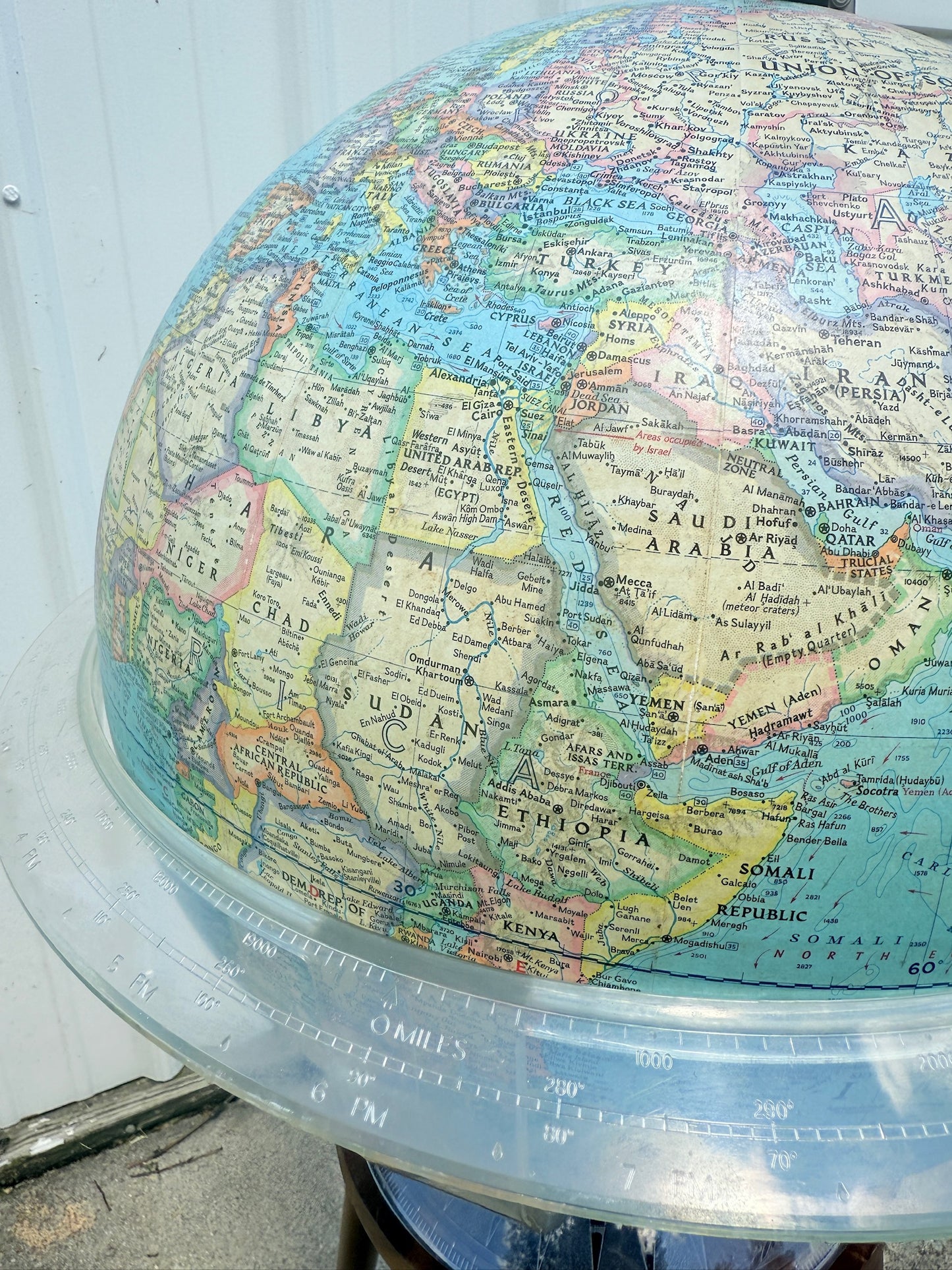 Vintage 1950s MCM National Geographic Society World Globe Lamp w/ Stand
