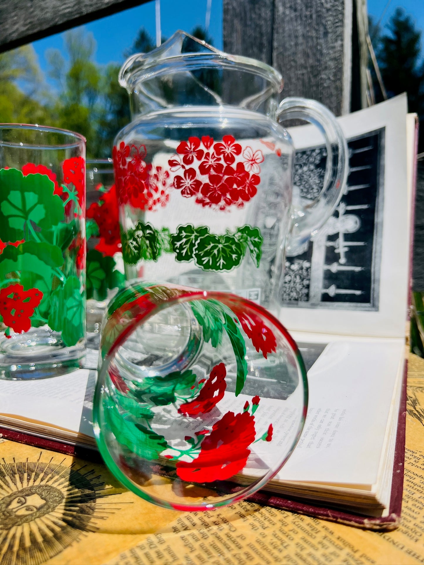 Vintage 1960s Avon "Summer Fantasy" Red Geranium Pitcher & Tumbler Set