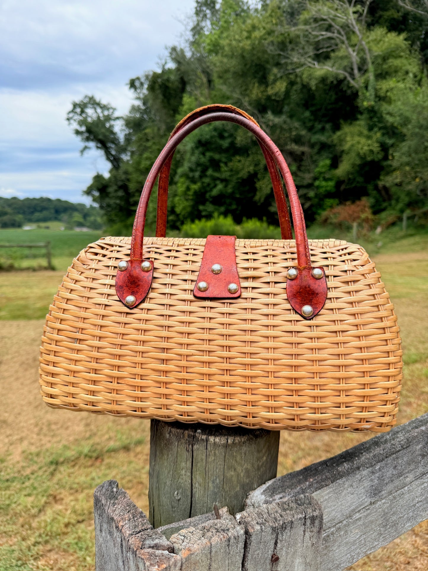 Vintage 1990s Kate Spade Woven Wicker & Leather Accent Top Handle Bag