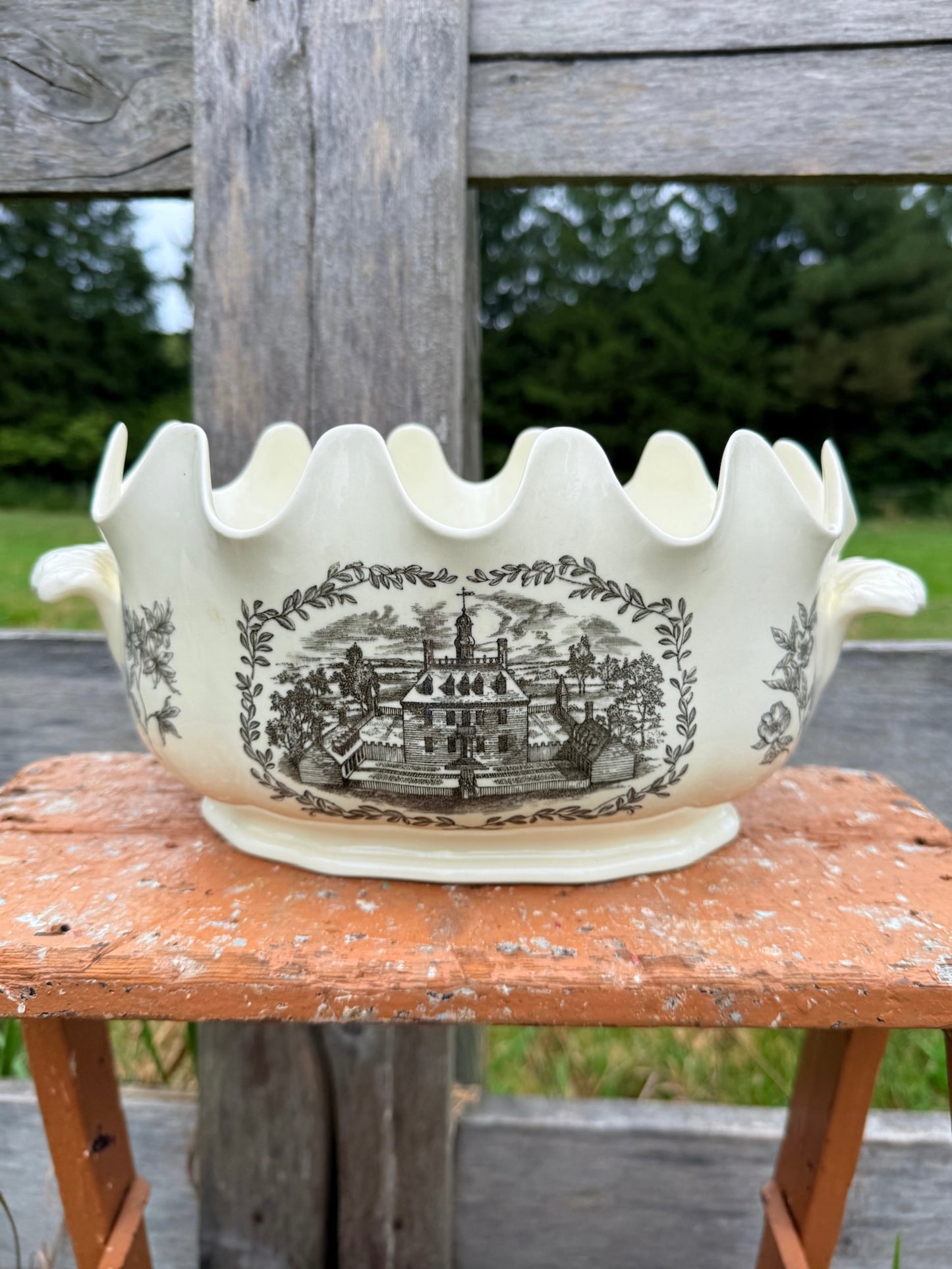 Vintage 1955 Wedgwood Williamsburg Reproduction Ceramic Punch Bowl