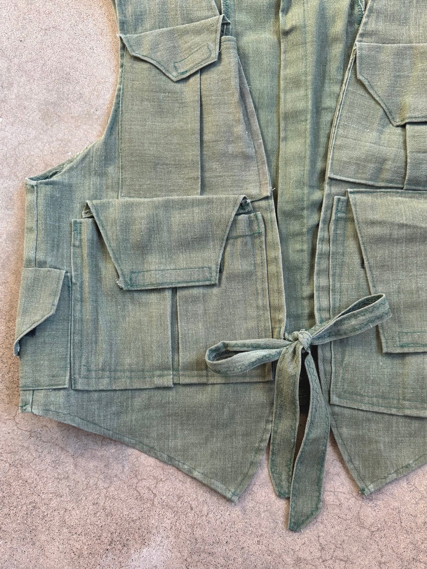 Vintage 1970s Handmade Green Cargo Utility Vest | Large