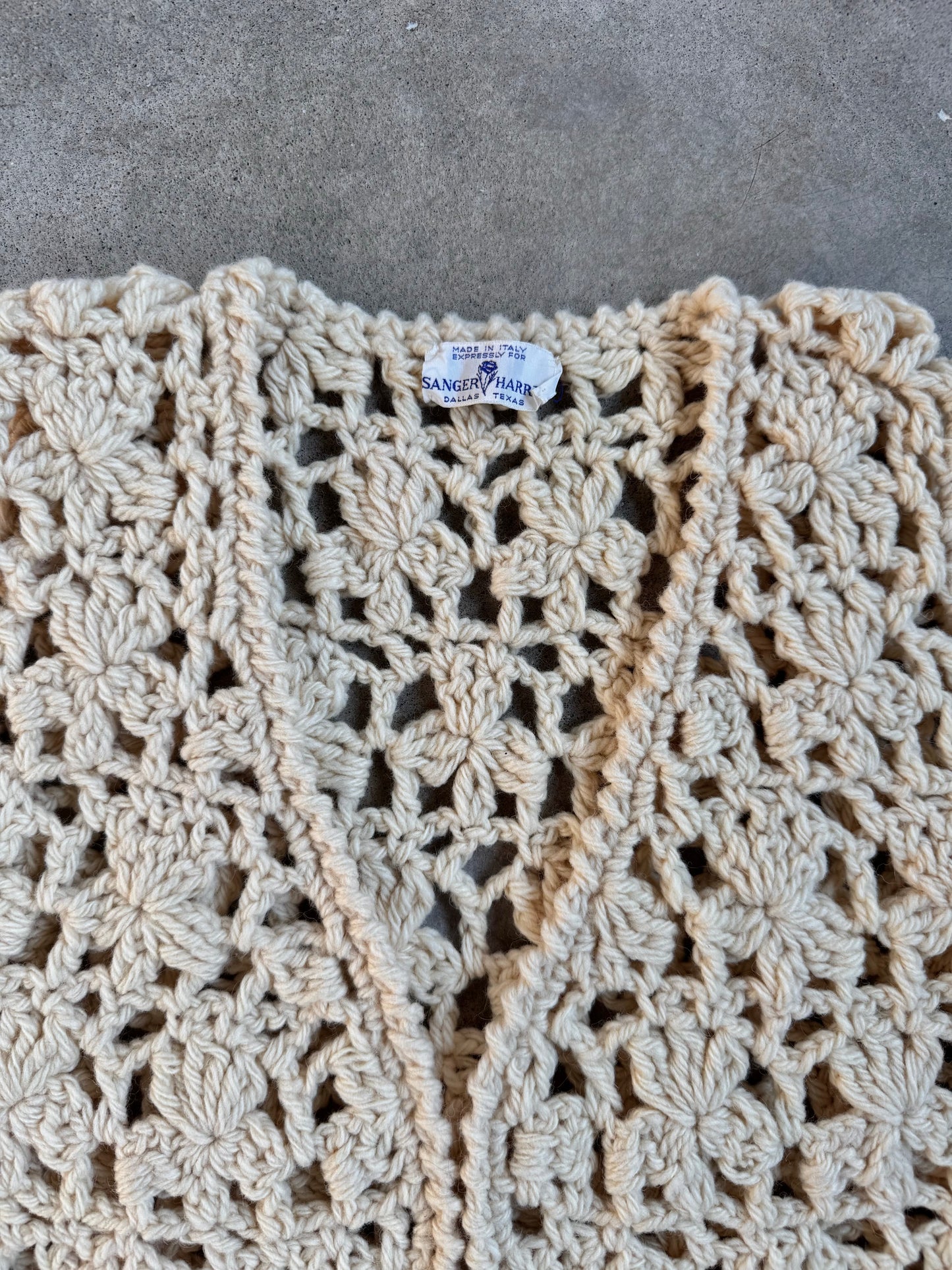 Vintage 1960s Sanger-Harris Cream Crochet Fringe Vest | M/L