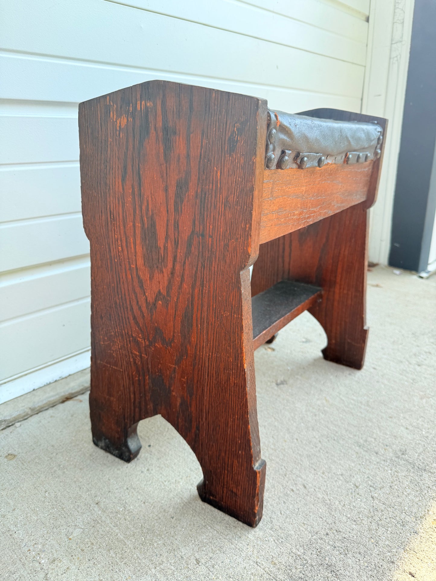 Antique 1920s Arts & Crafts Style Oak & Leather Stool