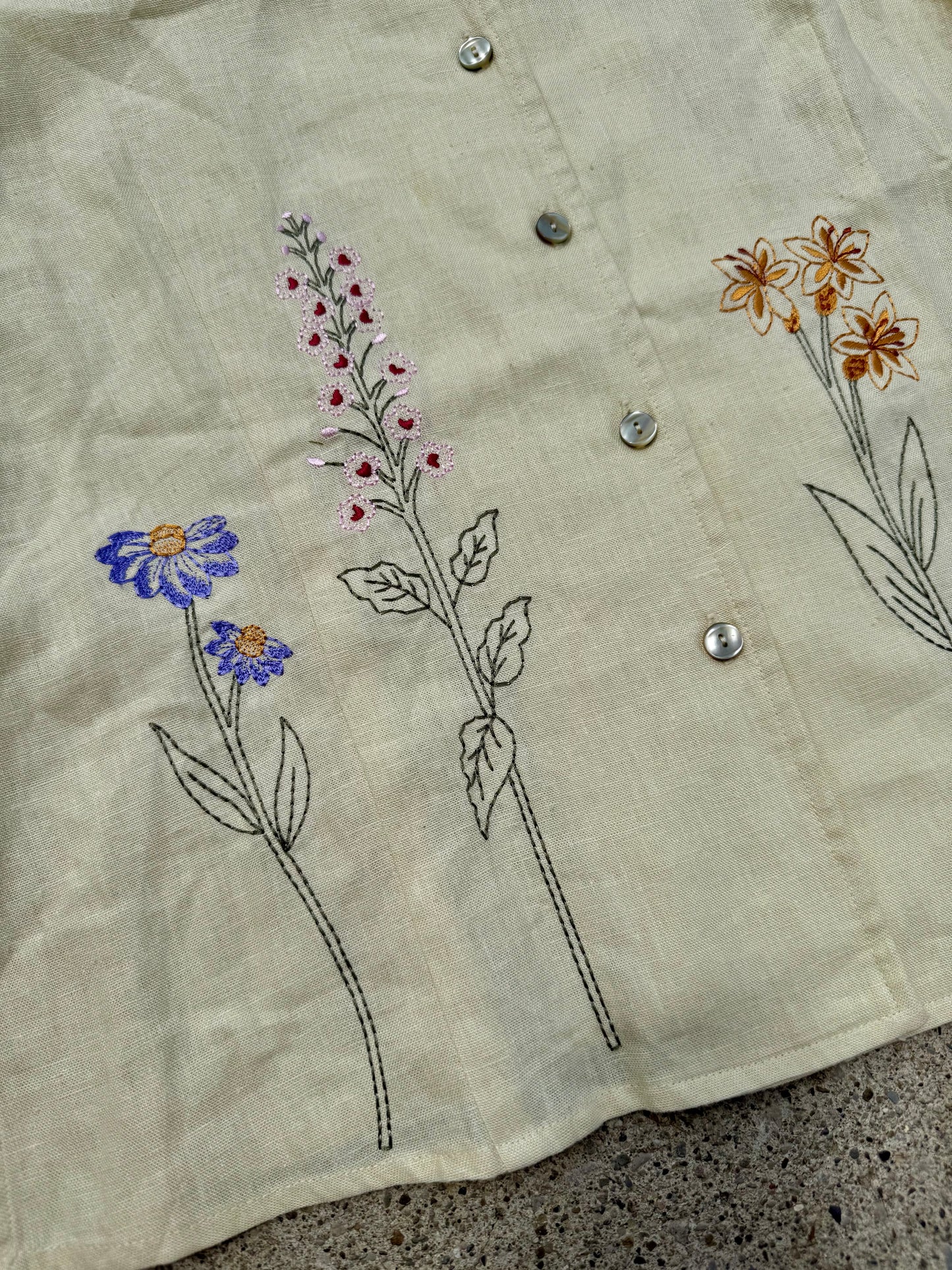 Vintage 1980s Virgo II Yellow Floral Embroidered Linen Blouse | Large