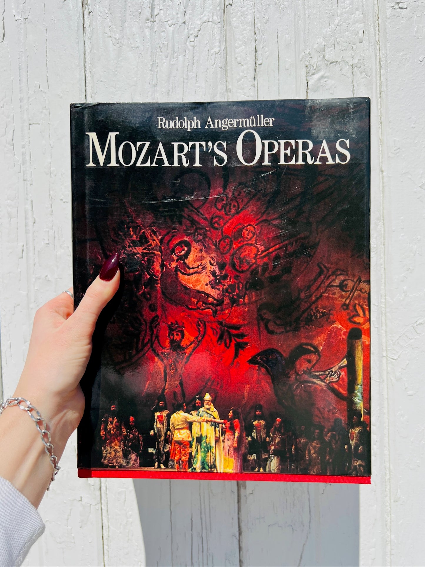 Vintage 1980s Mozart’s Operas Book