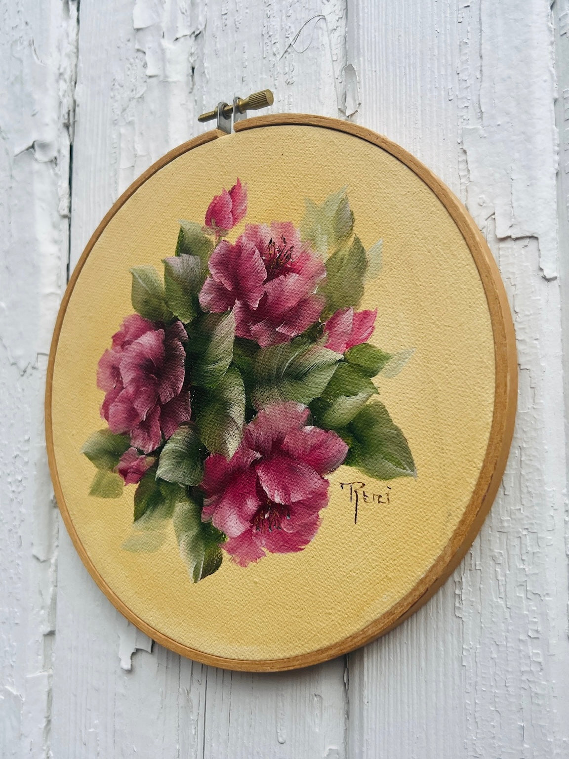 Vintage Round Rose Oil Painting