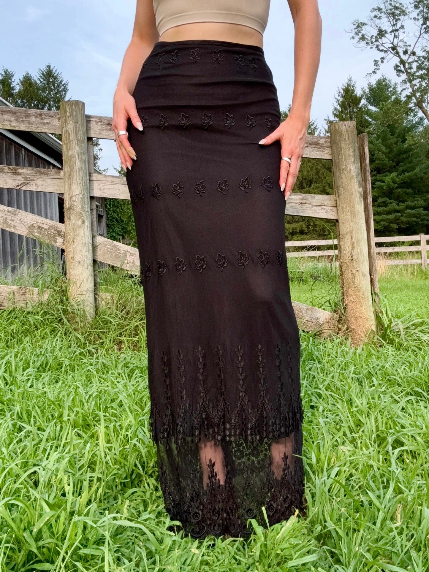 90's Kis Kissay Black Lace Maxi Skirt | S-M