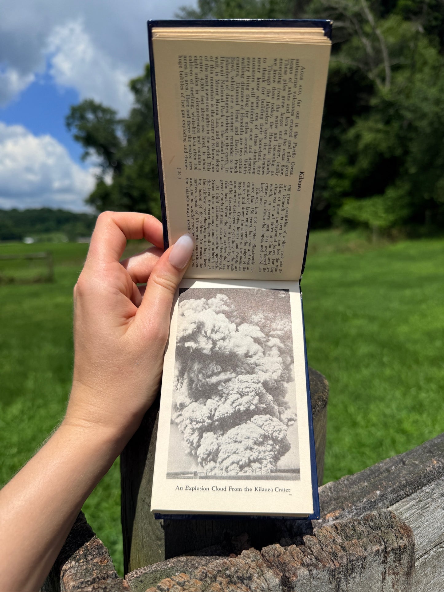 Vintage 1930s Wonders of the World Guide Book