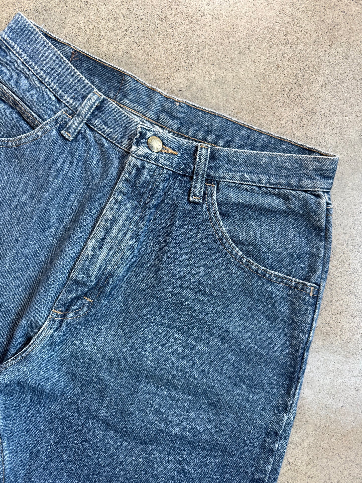 Vintage 1990s Wrangler Denim Shorts | Waist 32”