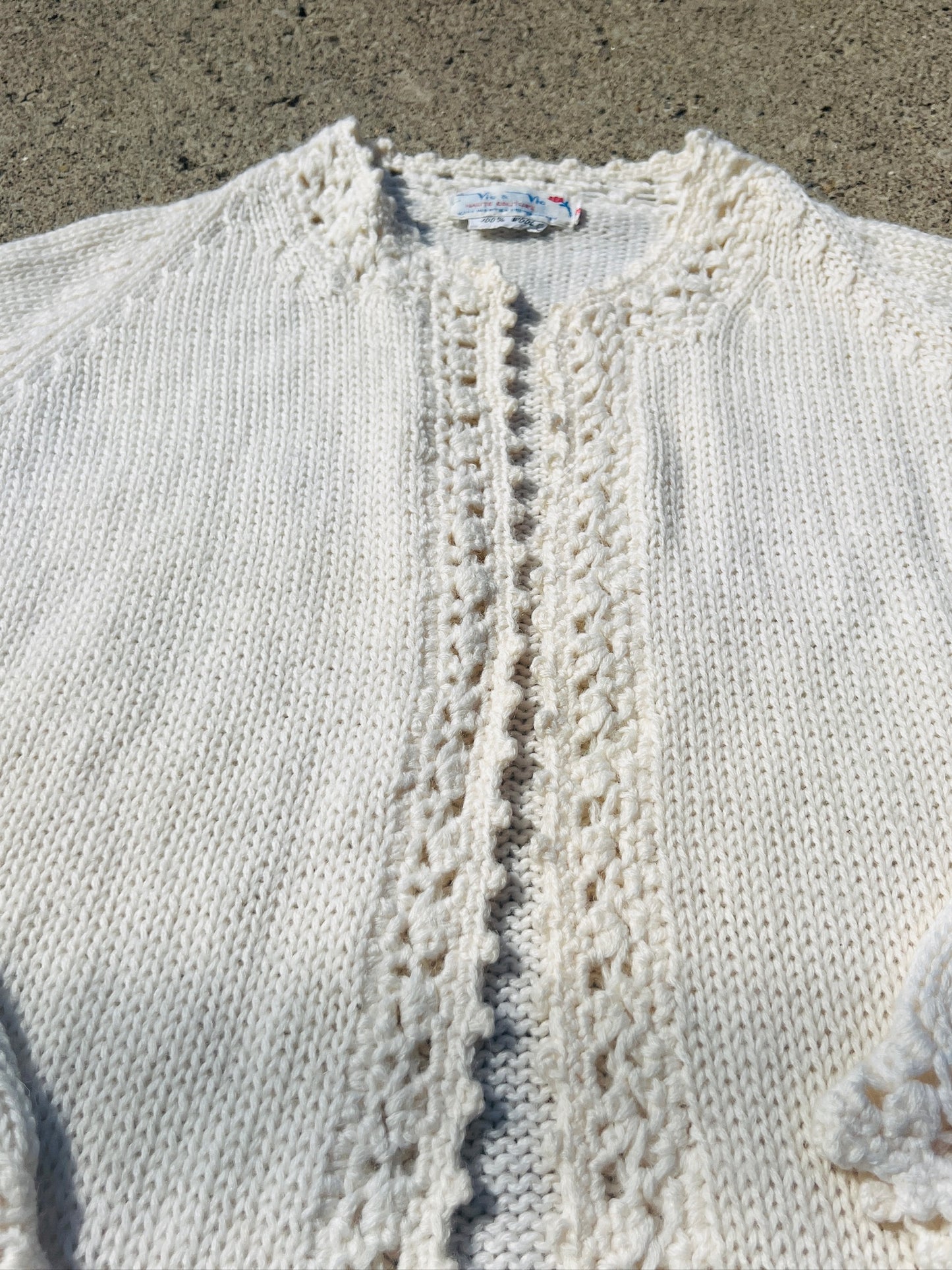 Vintage 1950s Vic & Vic Cream Wool Knit Cardigan | Medium