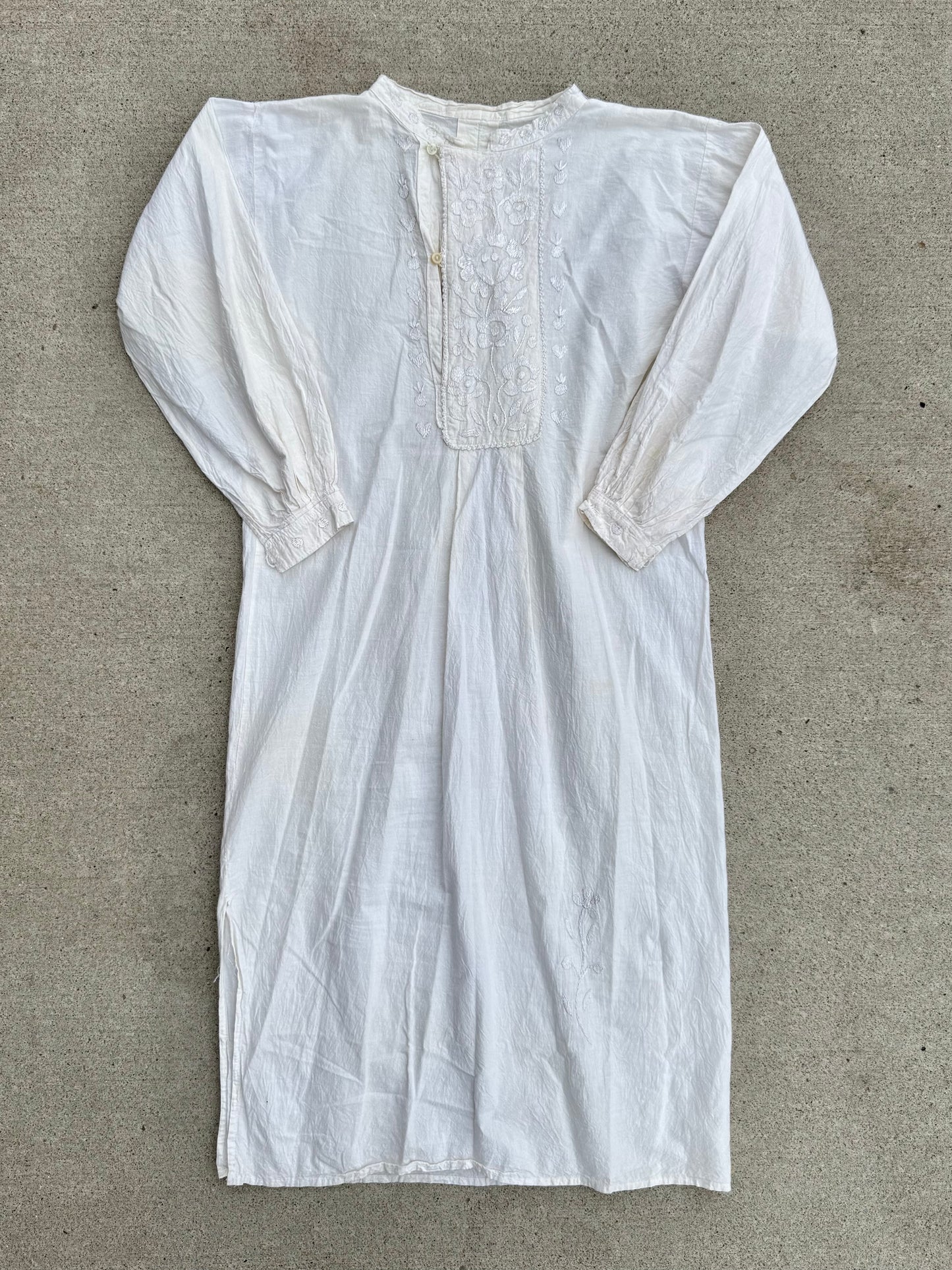Vintage 1960s White Embroidered High-Neck Cotton Dress | Medium