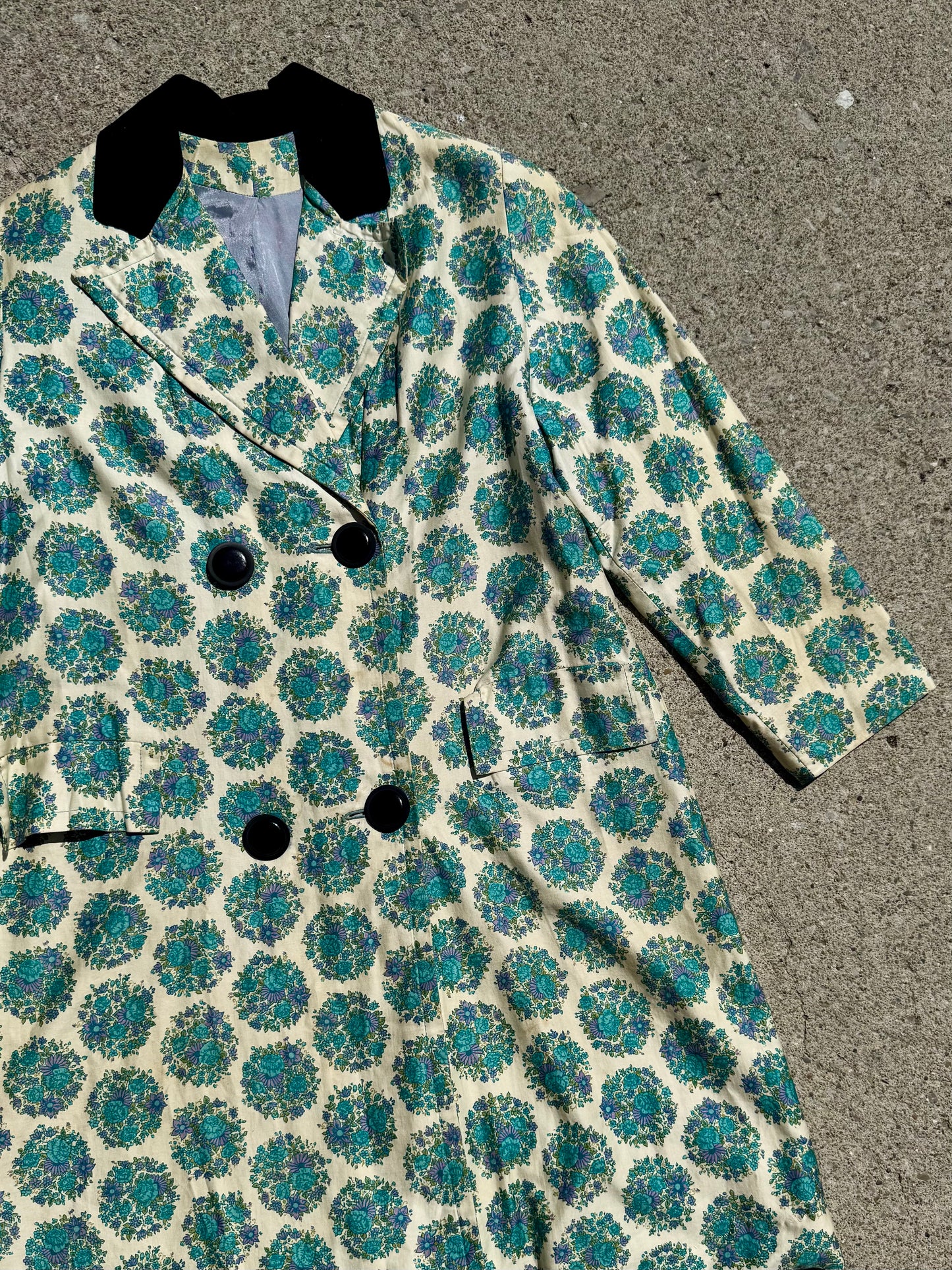Vintage 1960s Floral Double-Breasted Spring Coat | Medium