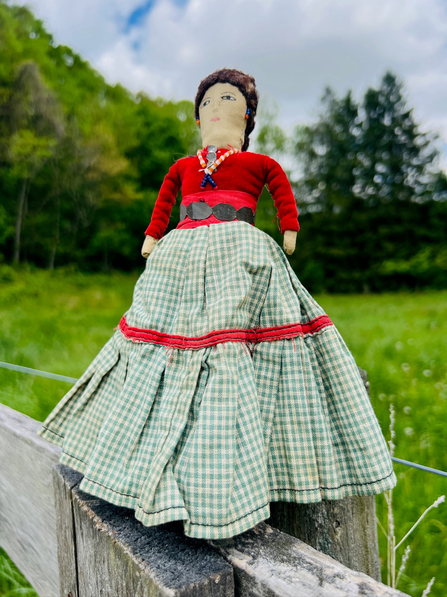 Vintage 1940s Handmade Navajo Native American Doll