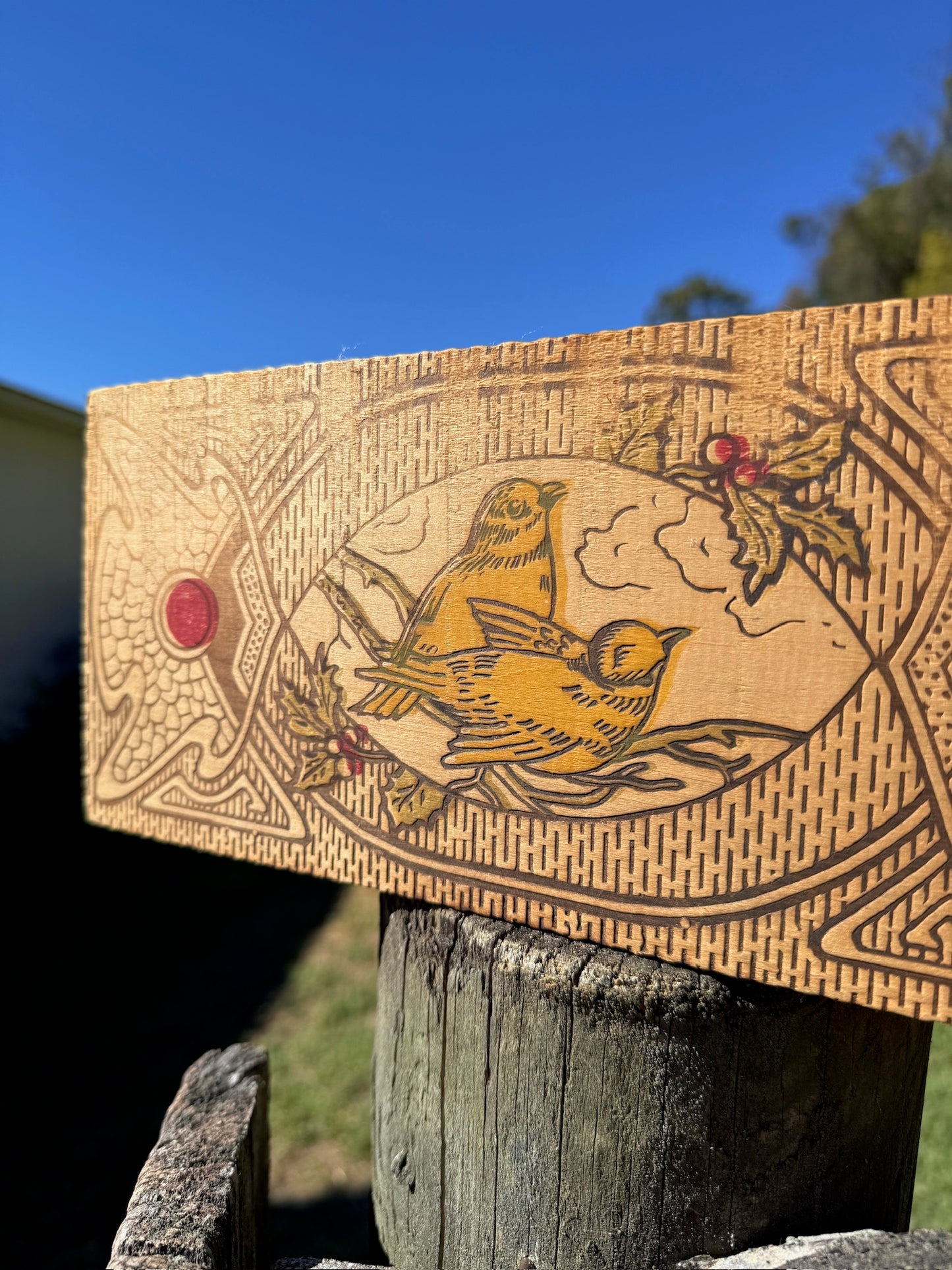 Vintage 1940s Wooden Bird Pattern Pyrography Box