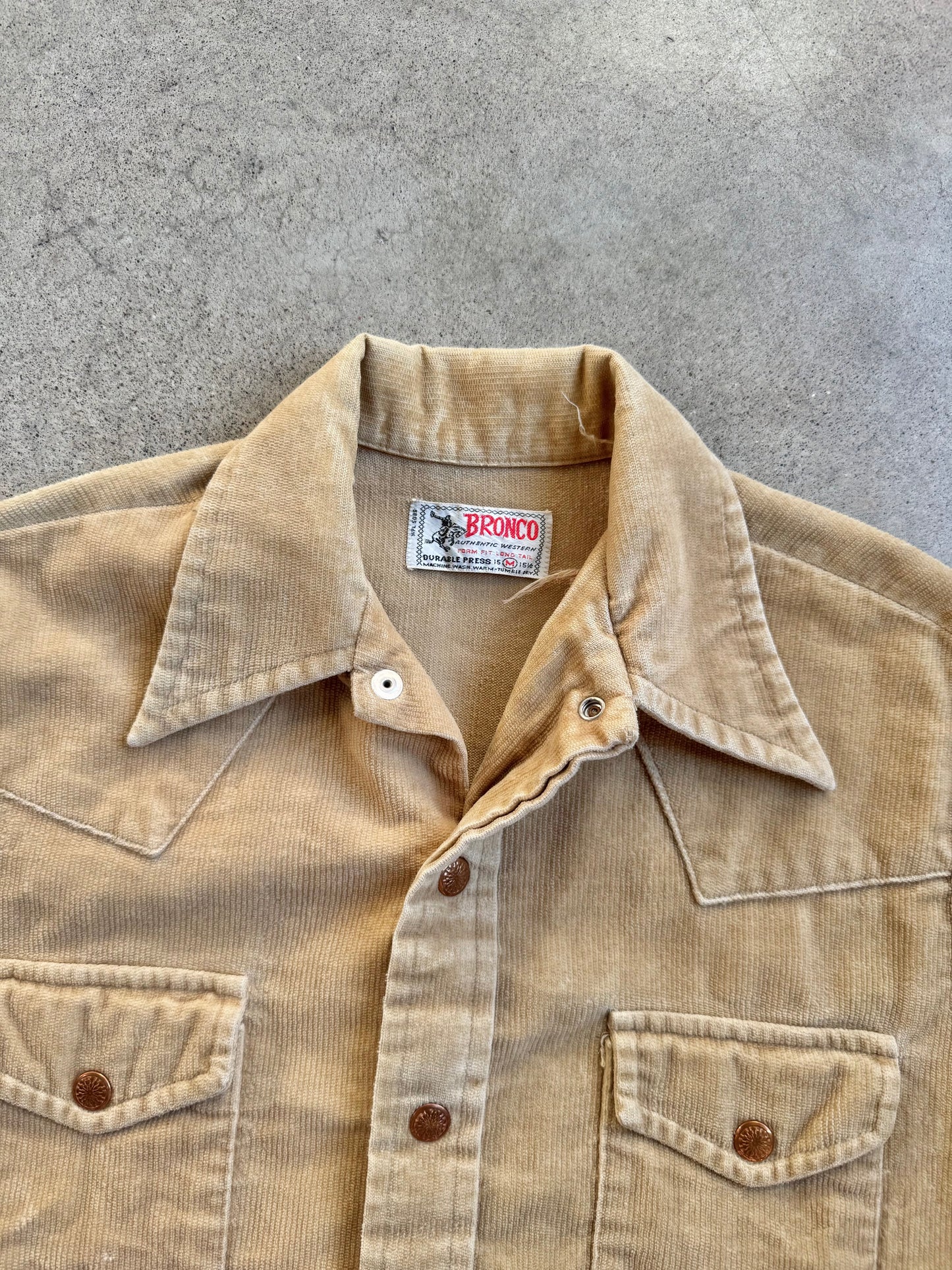 Vintage 1960s Bronco Tan Corduroy Western Shirt | Medium
