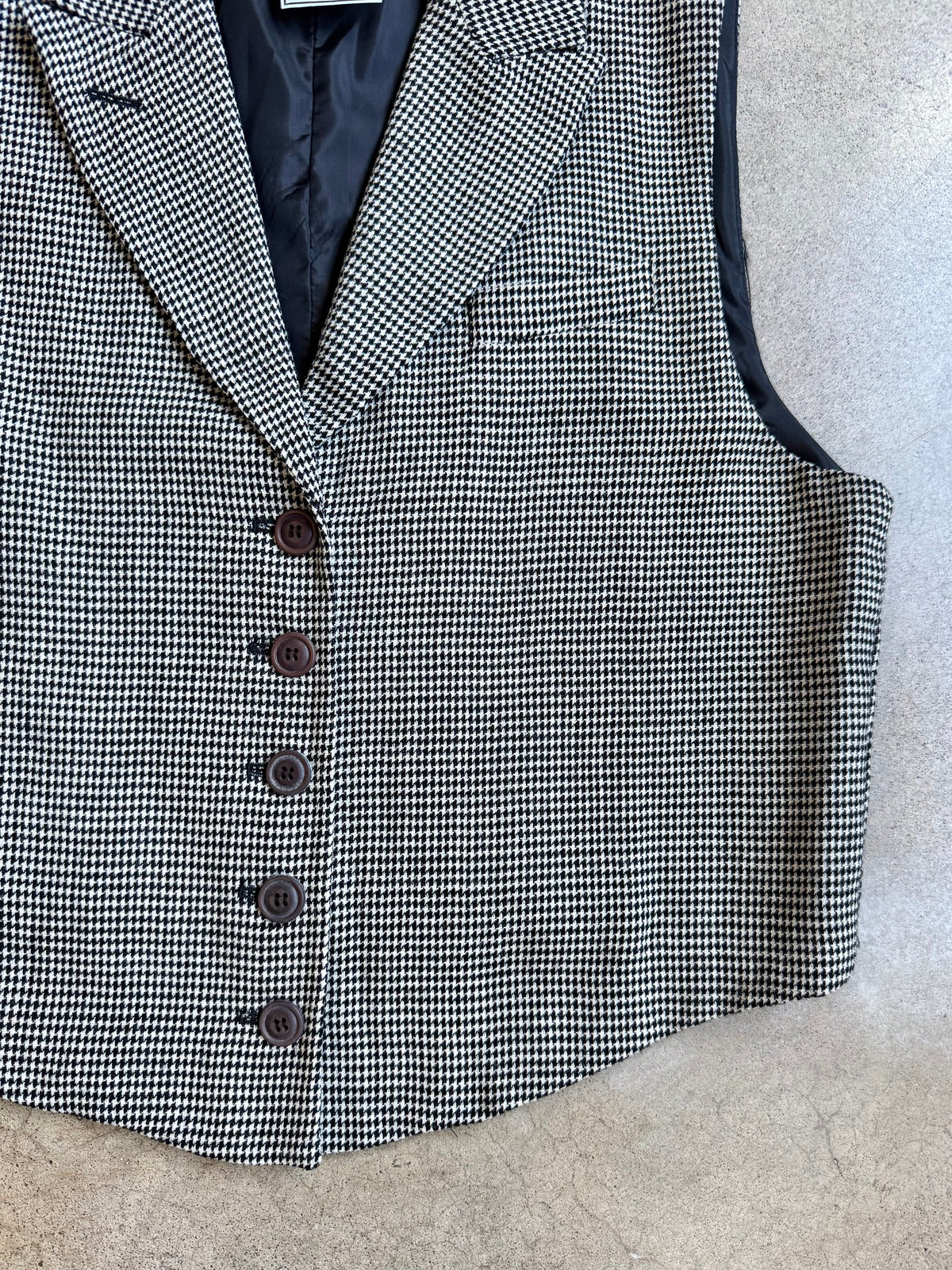 Vintage 1990s Harvé Benard Houndstooth Wool Vest | Large