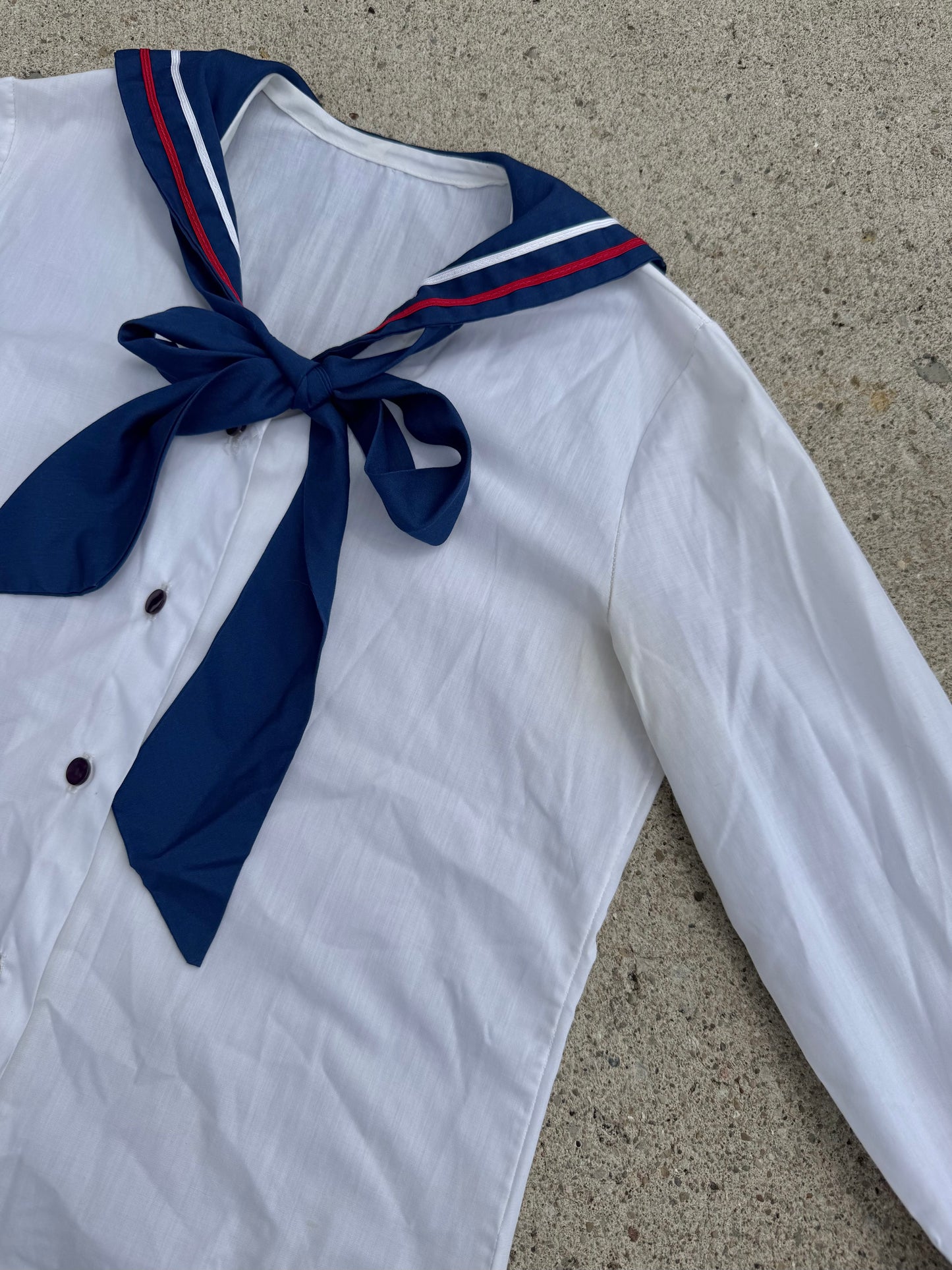 Vintage 1970s White & Navy Button-Up Sailor Blouse | Small