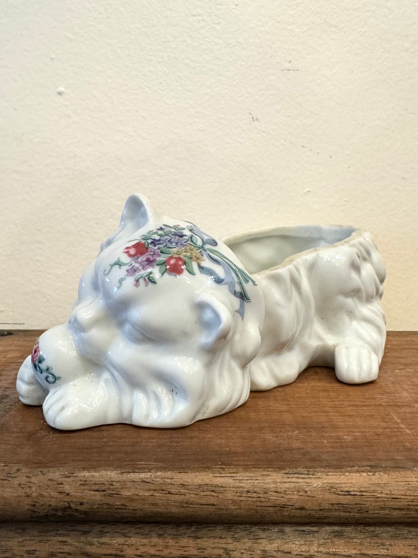 Vintage Elizabeth Arden Southern Heirlooms Ceramic Cat