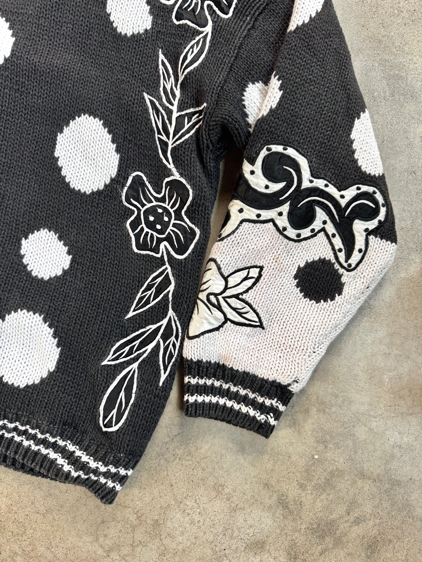 Vintage 1980s No! Jeans Black & White Floral Pattern Cardigan | One Size