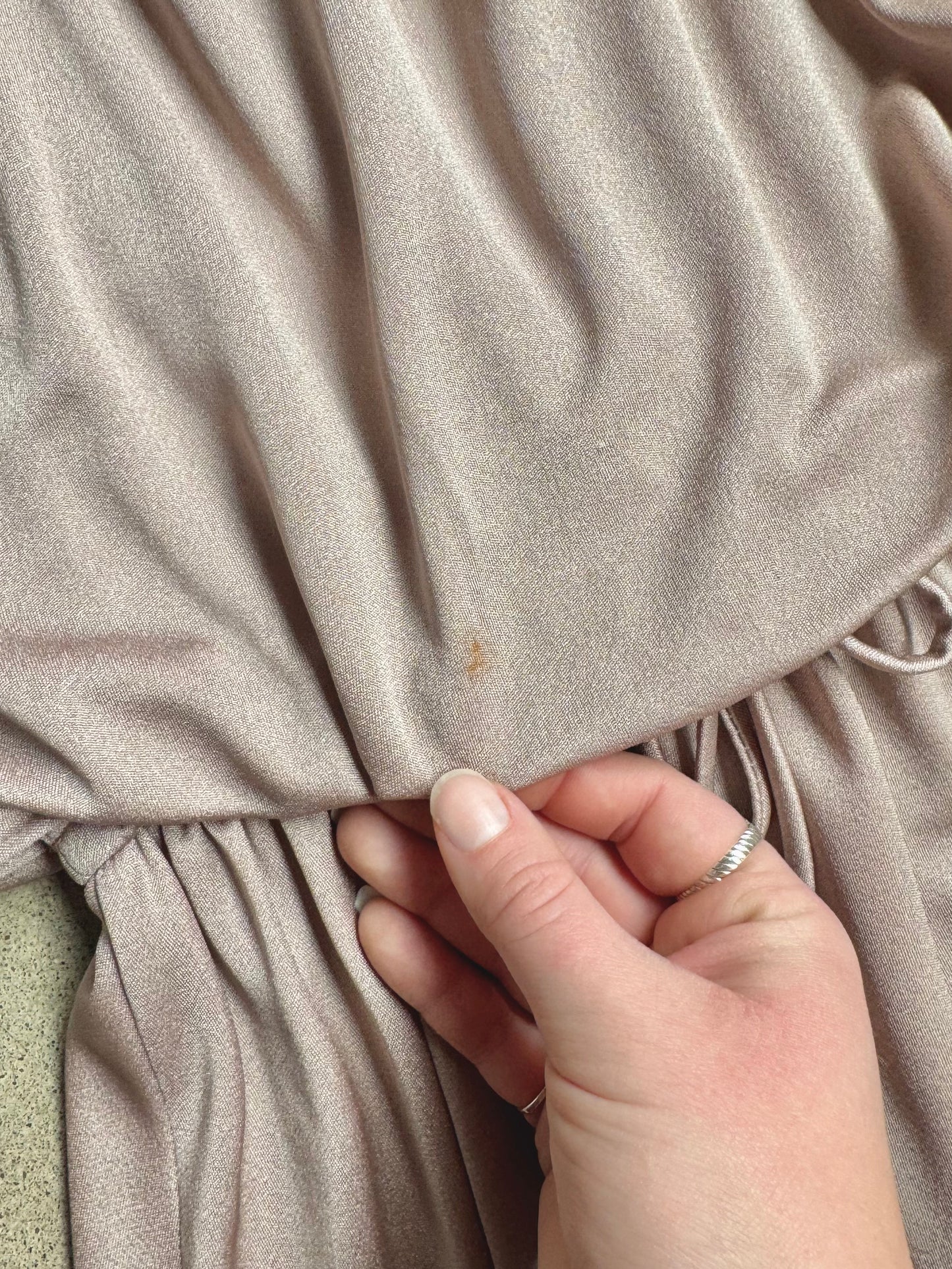 Vintage 1980s Taupe Cinch-Waist Flutter Sleeve Dress | S/M