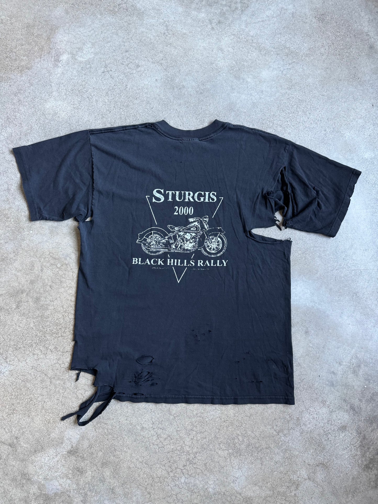 2000s Sturgis Black Hills Rally Distressed Thrashed Graphic Tee | Large