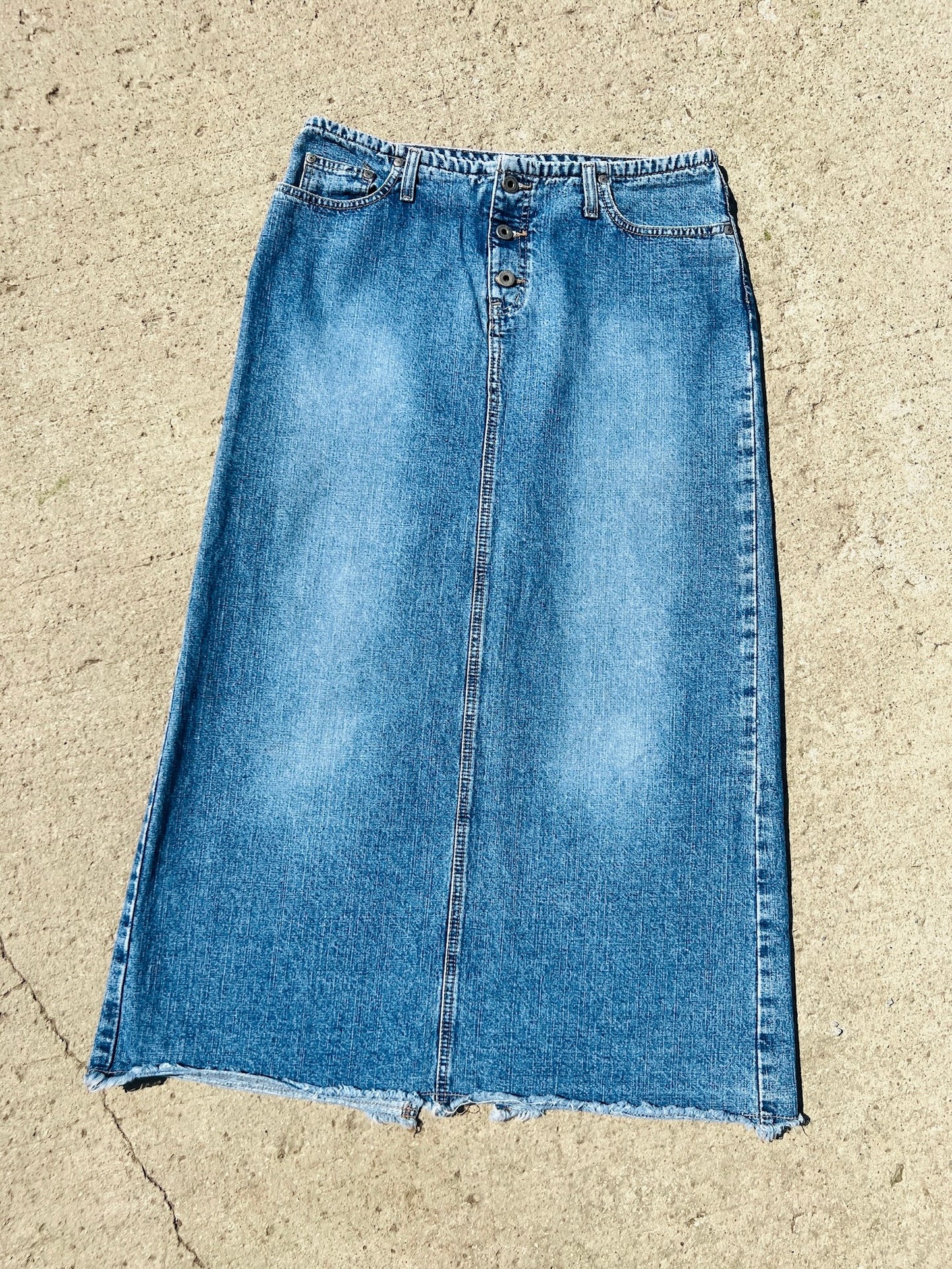 Vintage 90s/Y2K Hydraulic Low Rise Denim Maxi Skirt | Waist 33”
