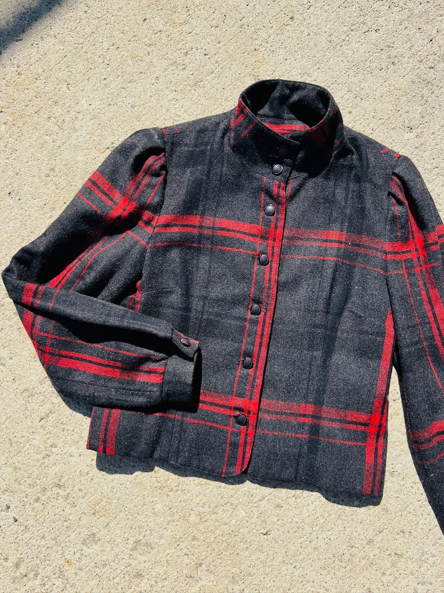 Vintage 1960s Charcoal Red Plaid Cropped Wool Jacket | Small