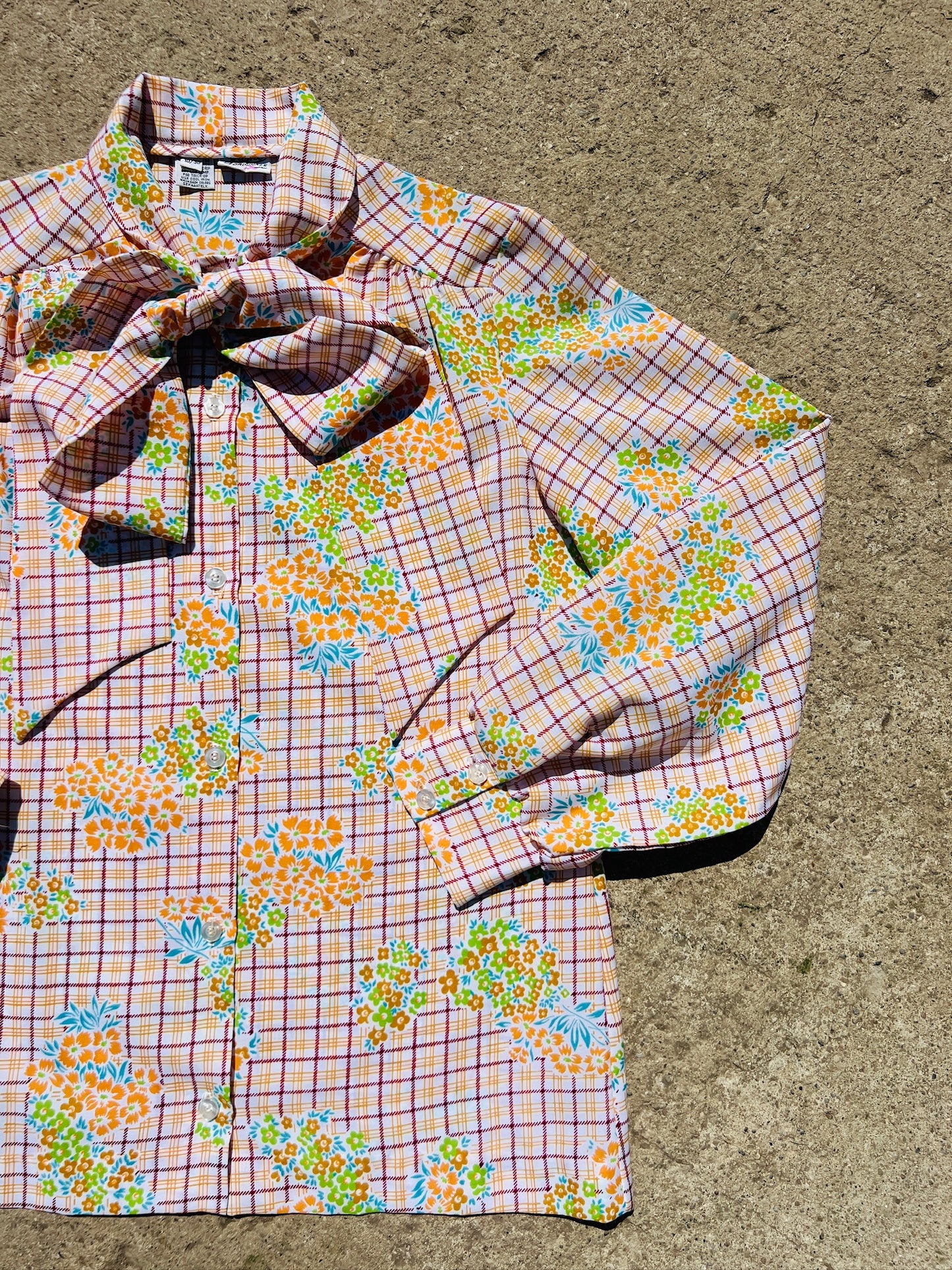 Vintage 1970s Jami Originals Floral Tie Neck Bow Blouse | S/M