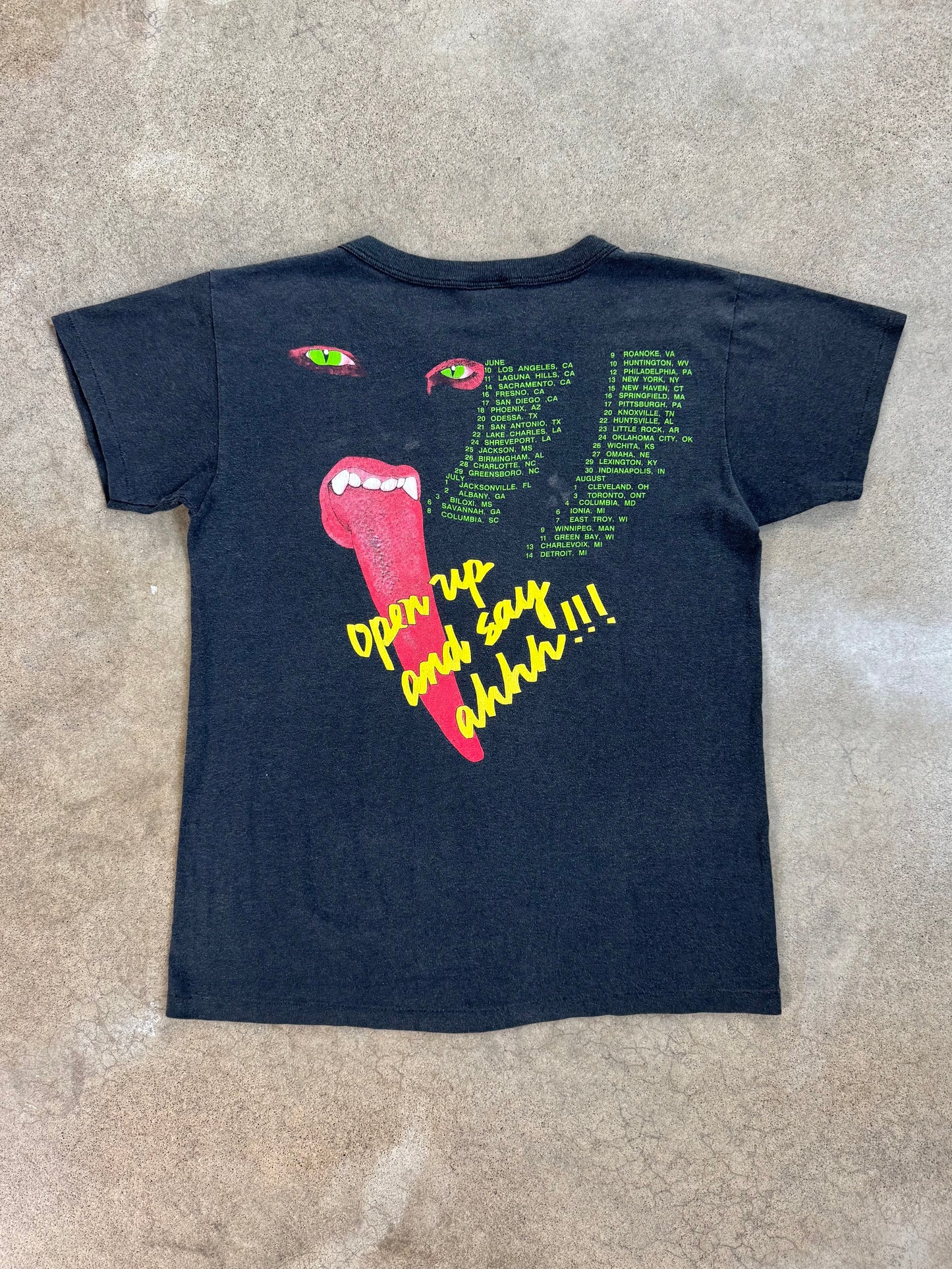 Vintage 1988 Poison "Open Up and Say…Ahh!" Tour Tee | Medium