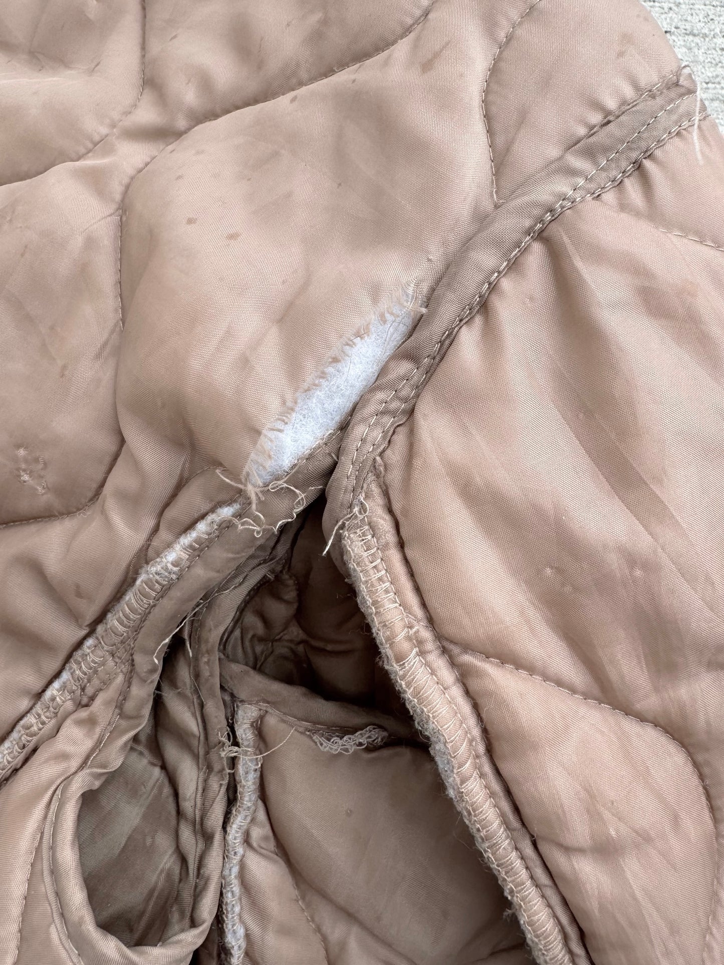 Vintage 1960s/70s Brown Quilted Jacket Liner | Large