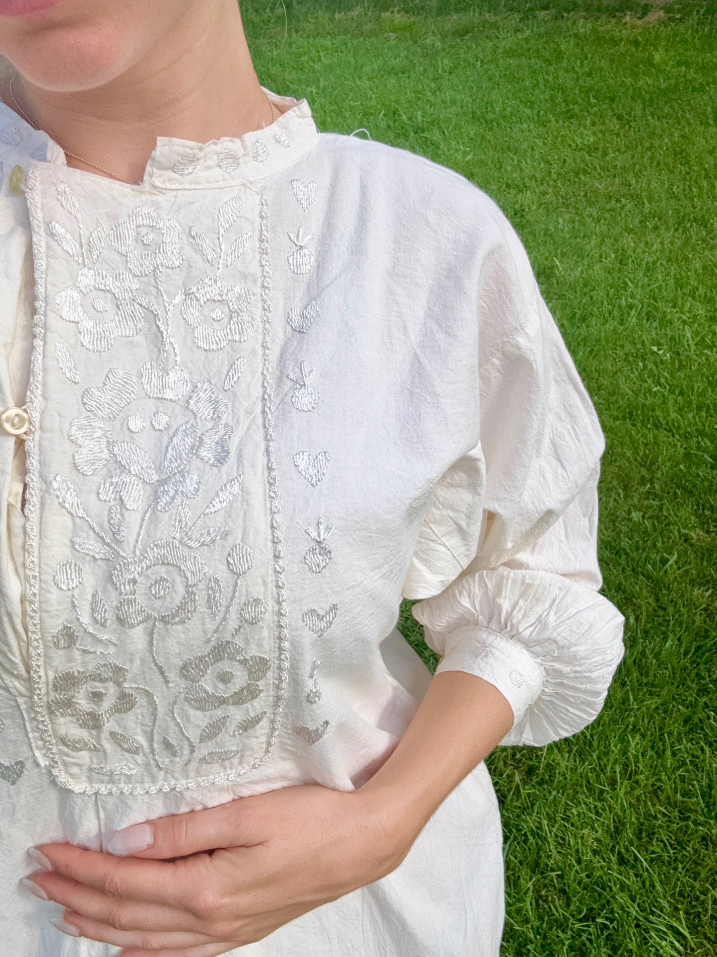 Vintage 1960s White Embroidered High-Neck Cotton Dress | Medium