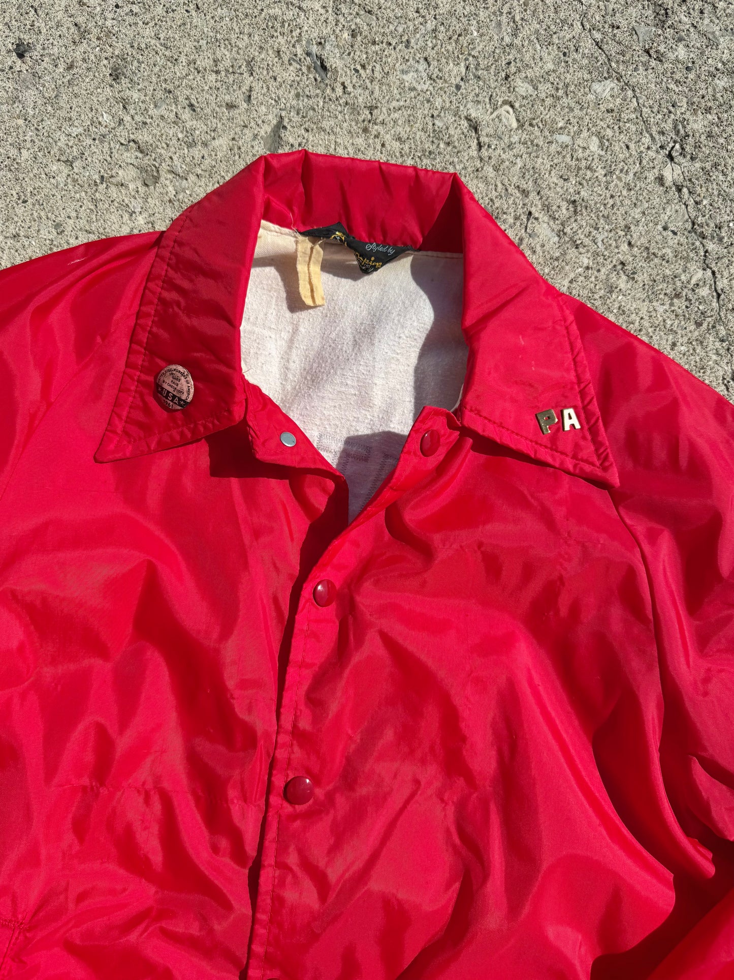 Vintage 1970s Walnut Ridge Scots Windbreaker Jacket | Small