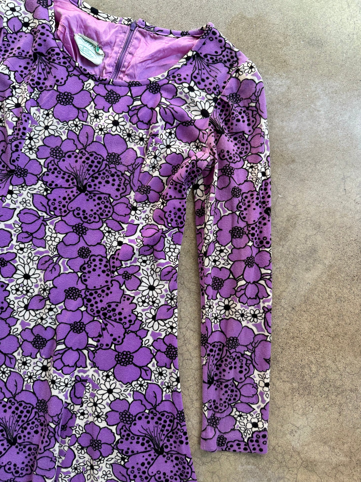 Vintage 1960s Patty O'Neil Purple Floral Long Sleeve Mini Dress | Medium