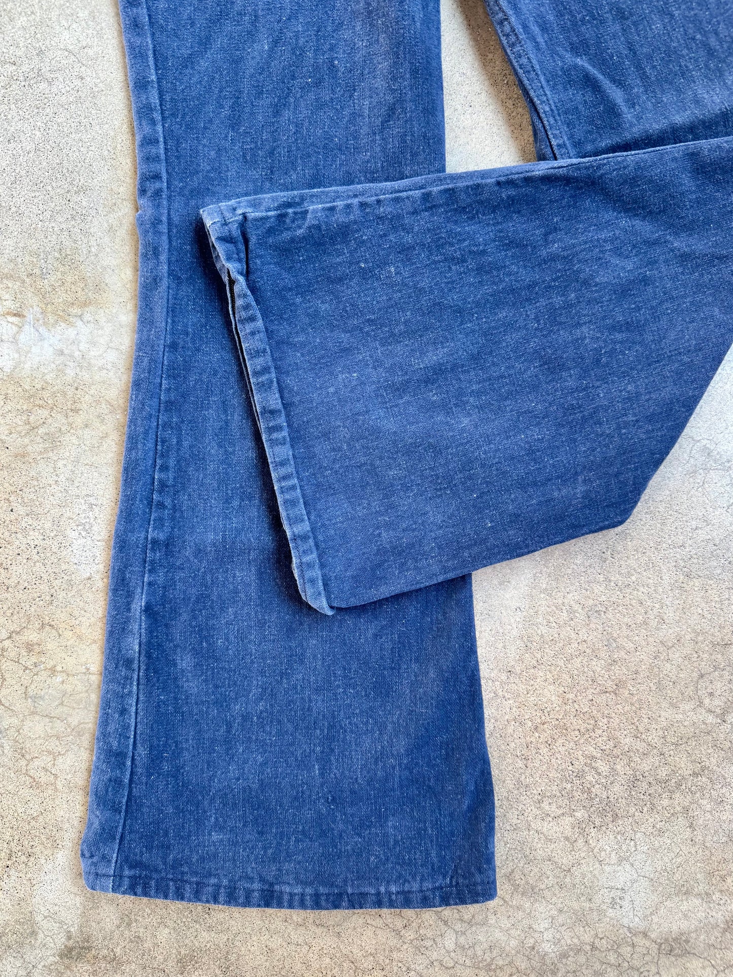 Vintage 1960s Wrangler Student Dark Wash Bell Bottom Jeans | 30x32