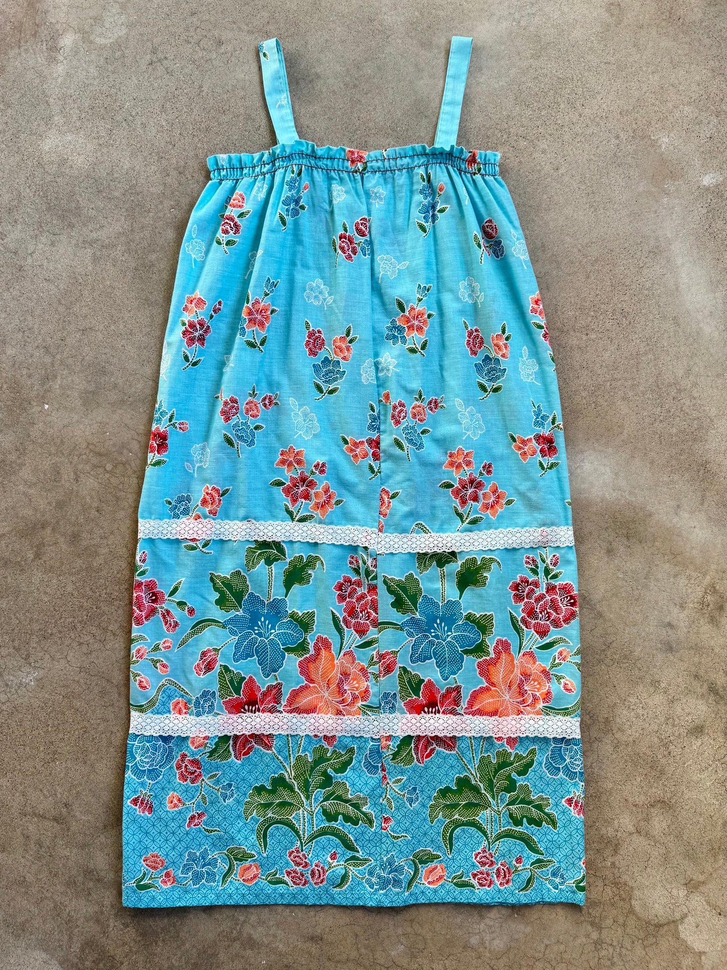 Vintage 1960s Blue Floral Lace Trim Sleeveless Midi Dress | Small