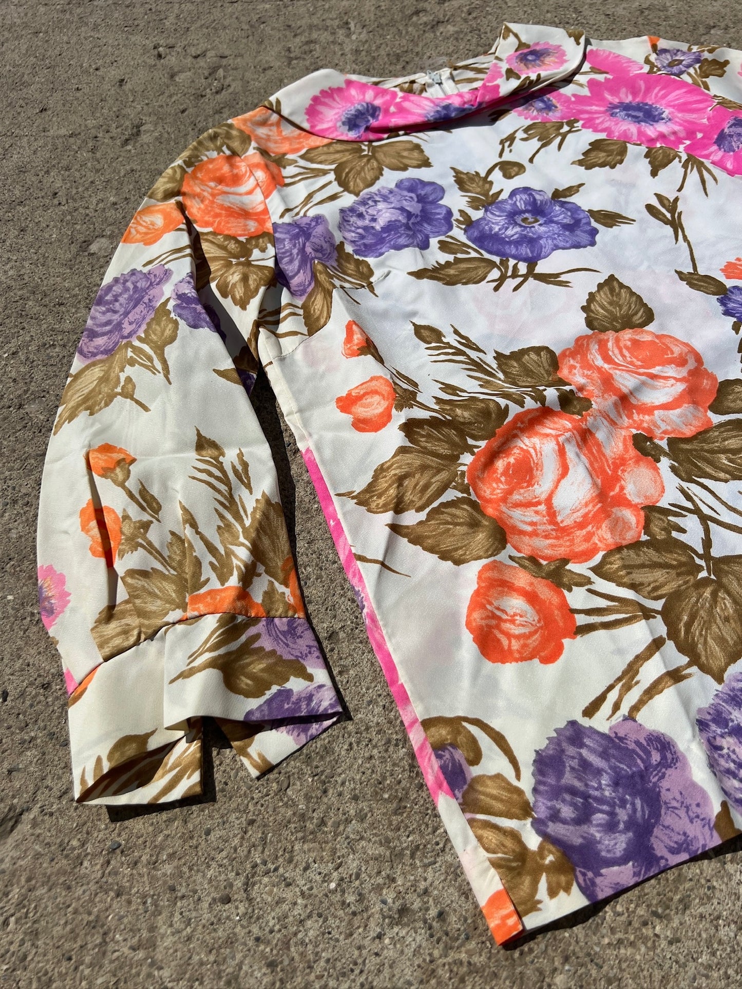 Vintage 1960s Robert Allen Floral Mock Neck Blouse | Small