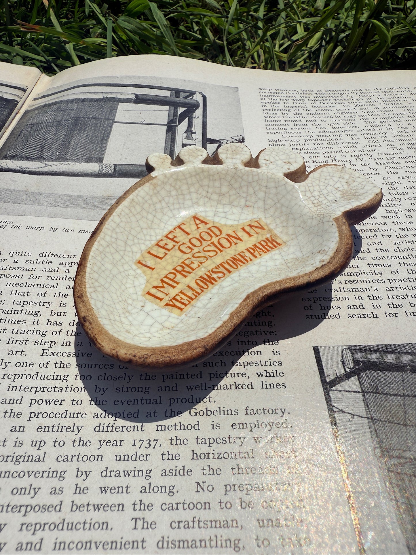 Vintage 1970s Yellowstone Park Ceramic Foot Souvenir Ashtray