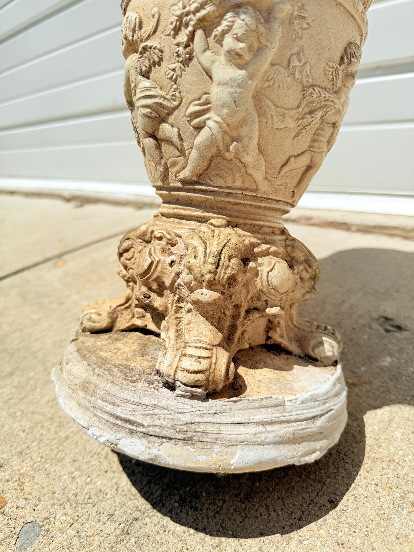 Vintage 1950s Baroque Style Marble Top Cherub Plaster Side Table