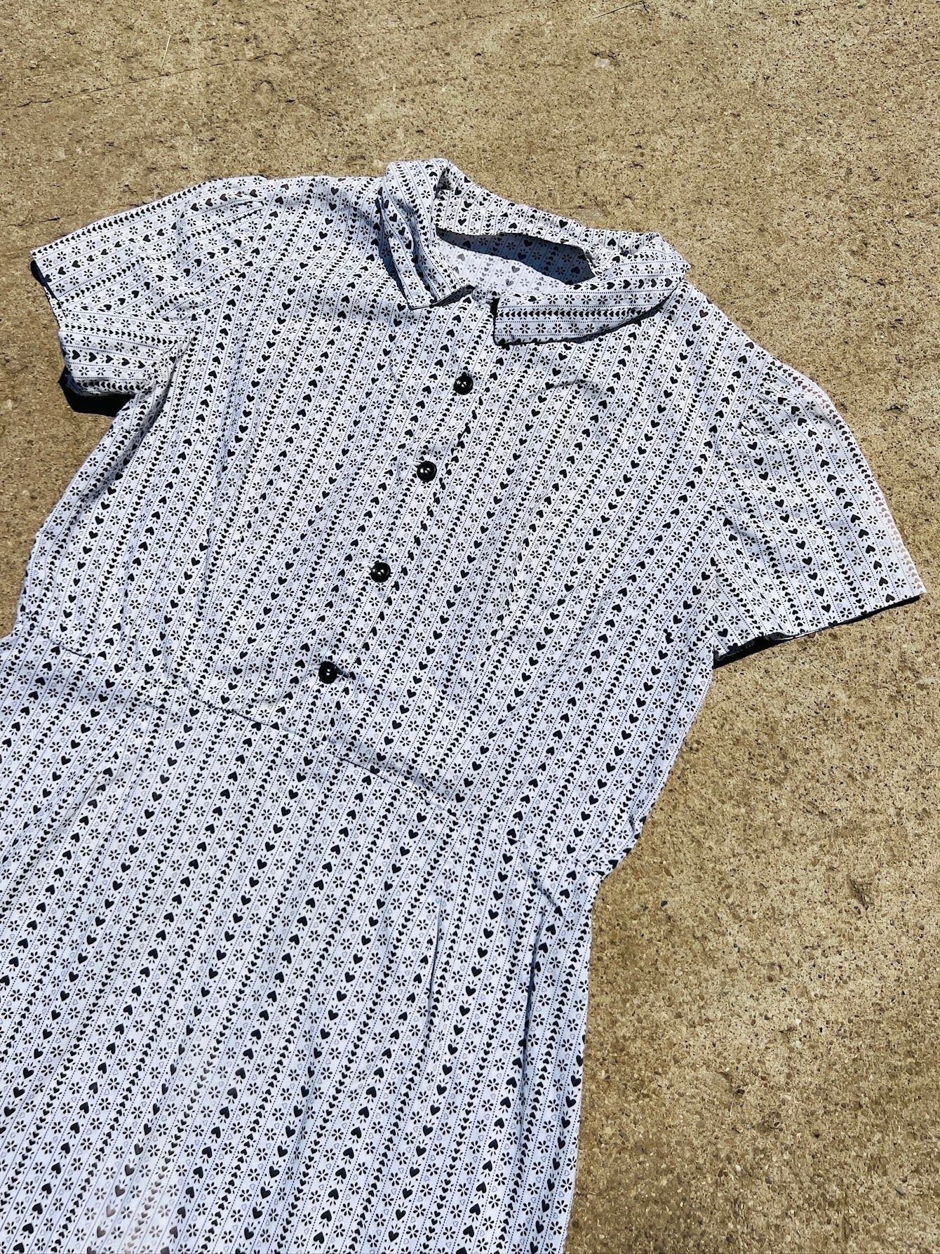 Vintage 1950s Handmade Heart Pattern Button-Front Cotton Dress | Large