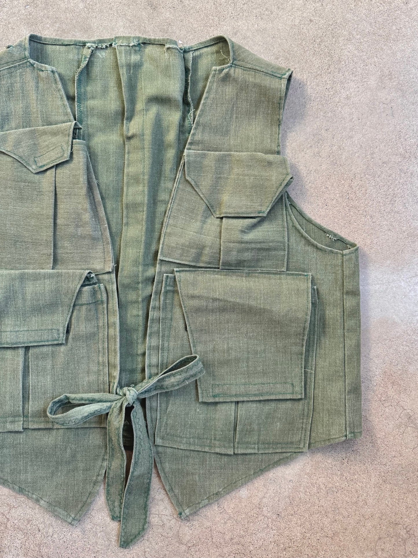 Vintage 1970s Handmade Green Cargo Utility Vest | Large