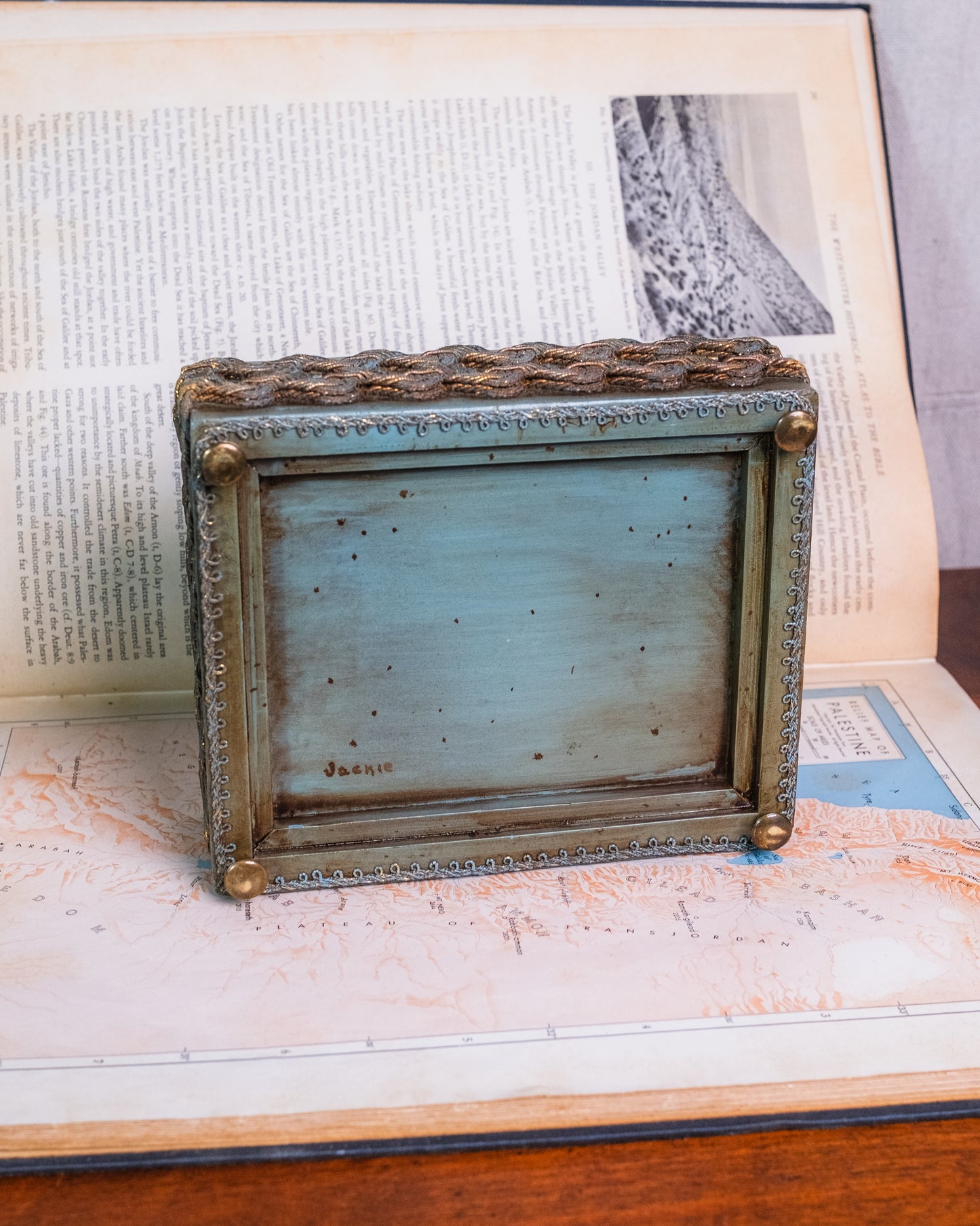 Vintage 1950s Green Cloth Paper Maché 3D Flower Trinket Box