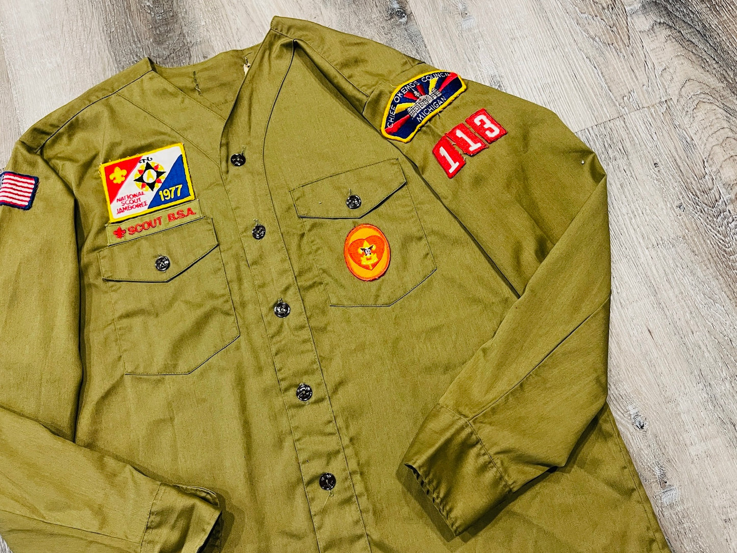 Vintage 1977 Scouts BSA Green Patched Button-Up Shirt | Large