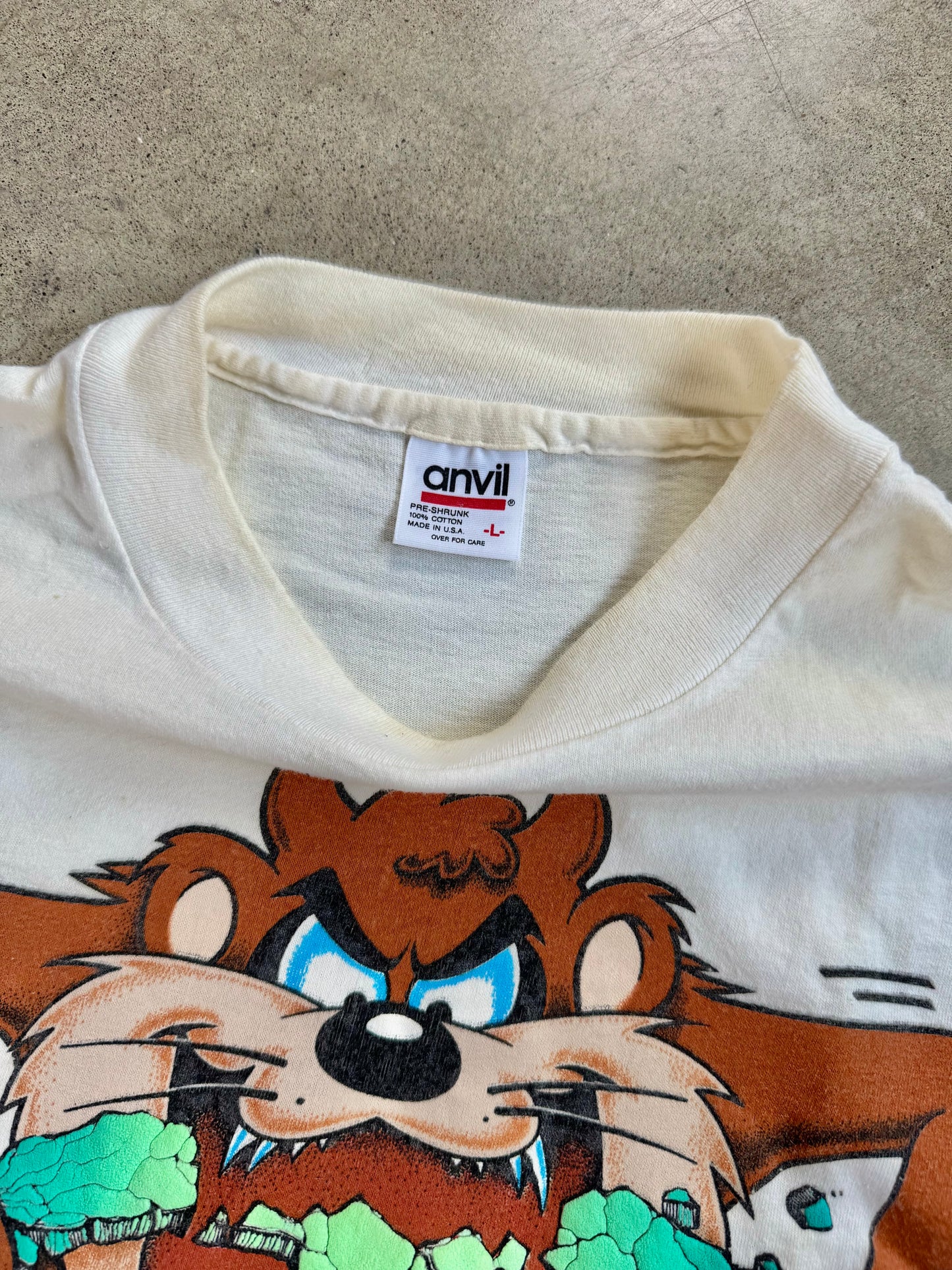 Vintage 1989 Looney Tunes Taz Peace Graphic Tee | Large