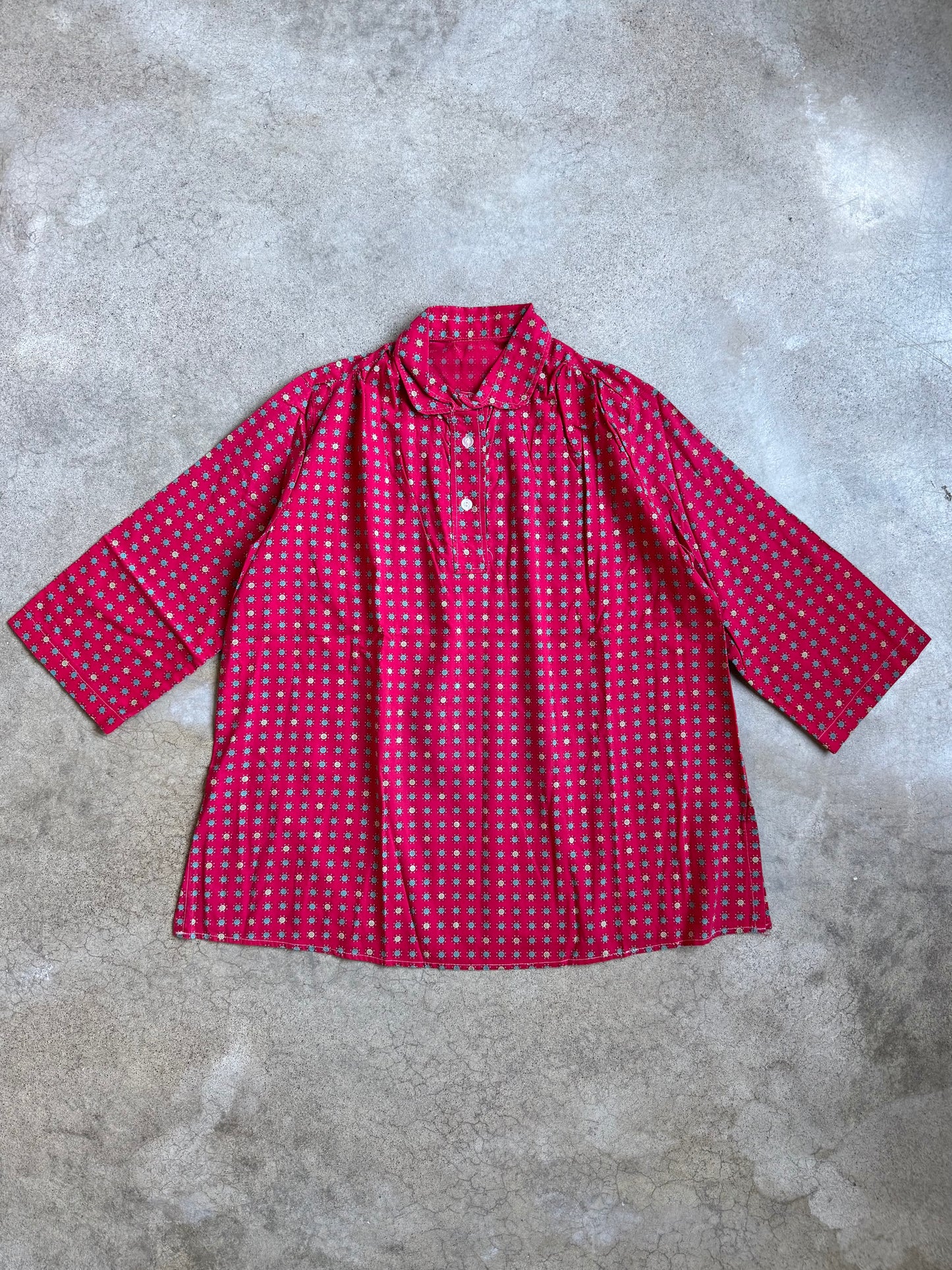 Vintage 1950s Red Floral Print Cotton Collared Shirt | Medium