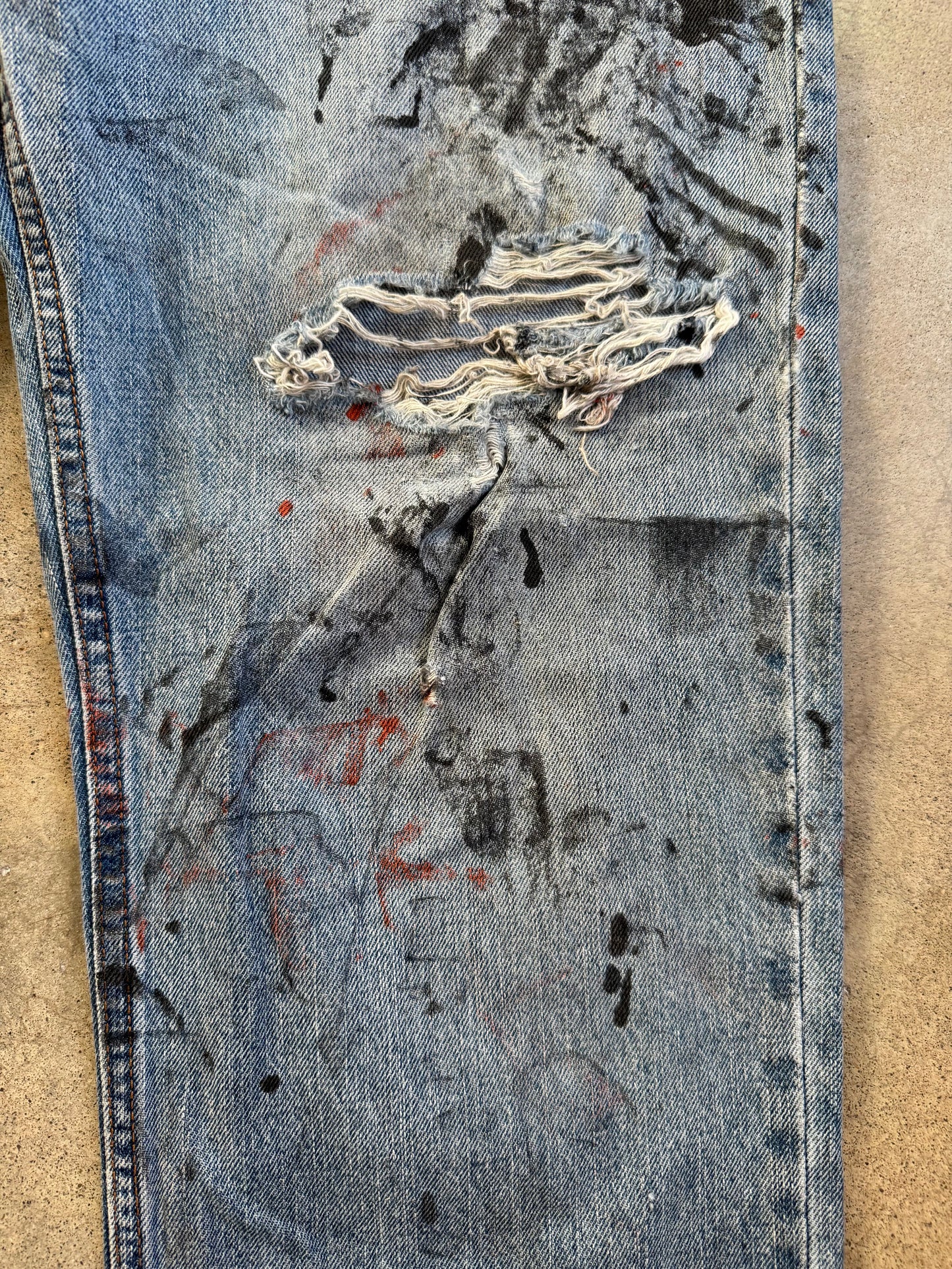 Vintage 1990s Arizona Jean Co. Distressed Paint Splatter Jeans | Waist 38”