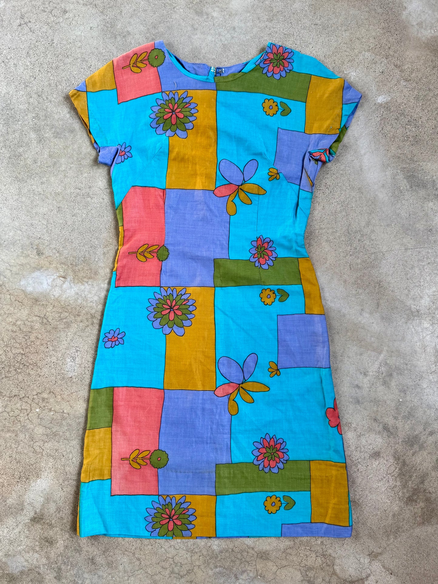 Vintage 1960s Rhapsody Floral Patchwork Print Short Sleeve Dress | Small