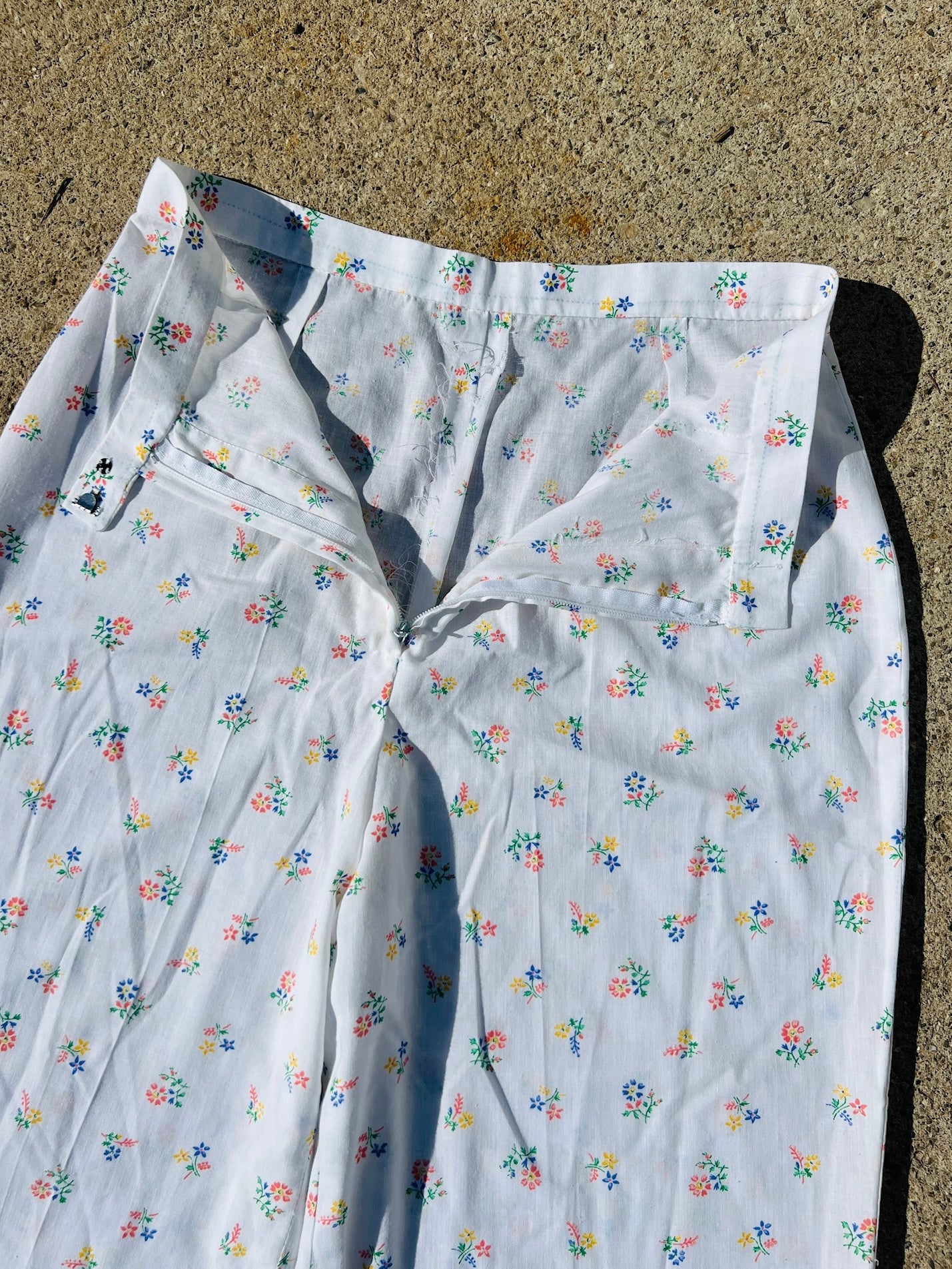 Vintage Handmade White Floral Cotton Pants | Waist 28”