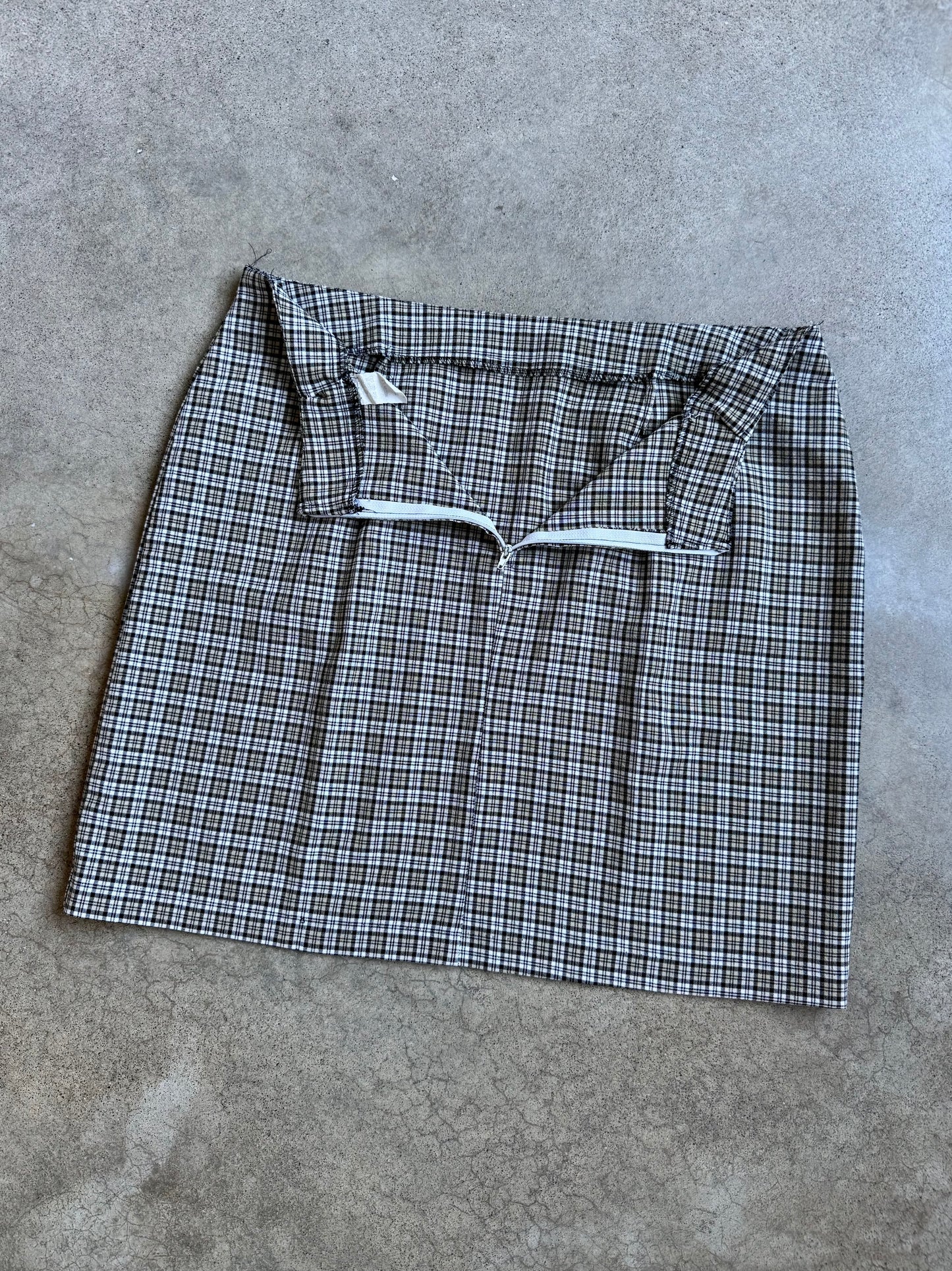 Vintage 1990s Neutral Plaid Mini Skirt | L/XL