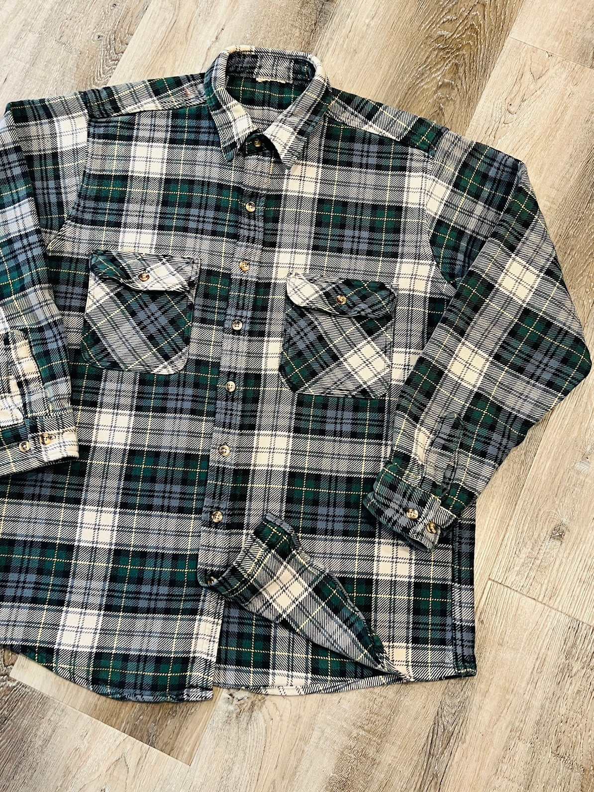 Vintage 1990s Green Plaid Cotton Flannel Shirt | Large